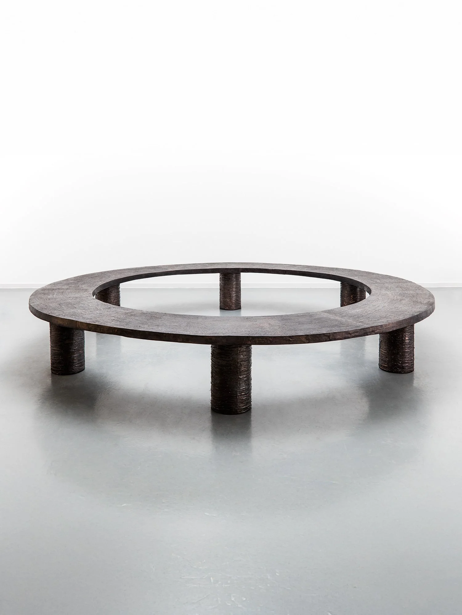 BENCHES &amp; BANQUETTES