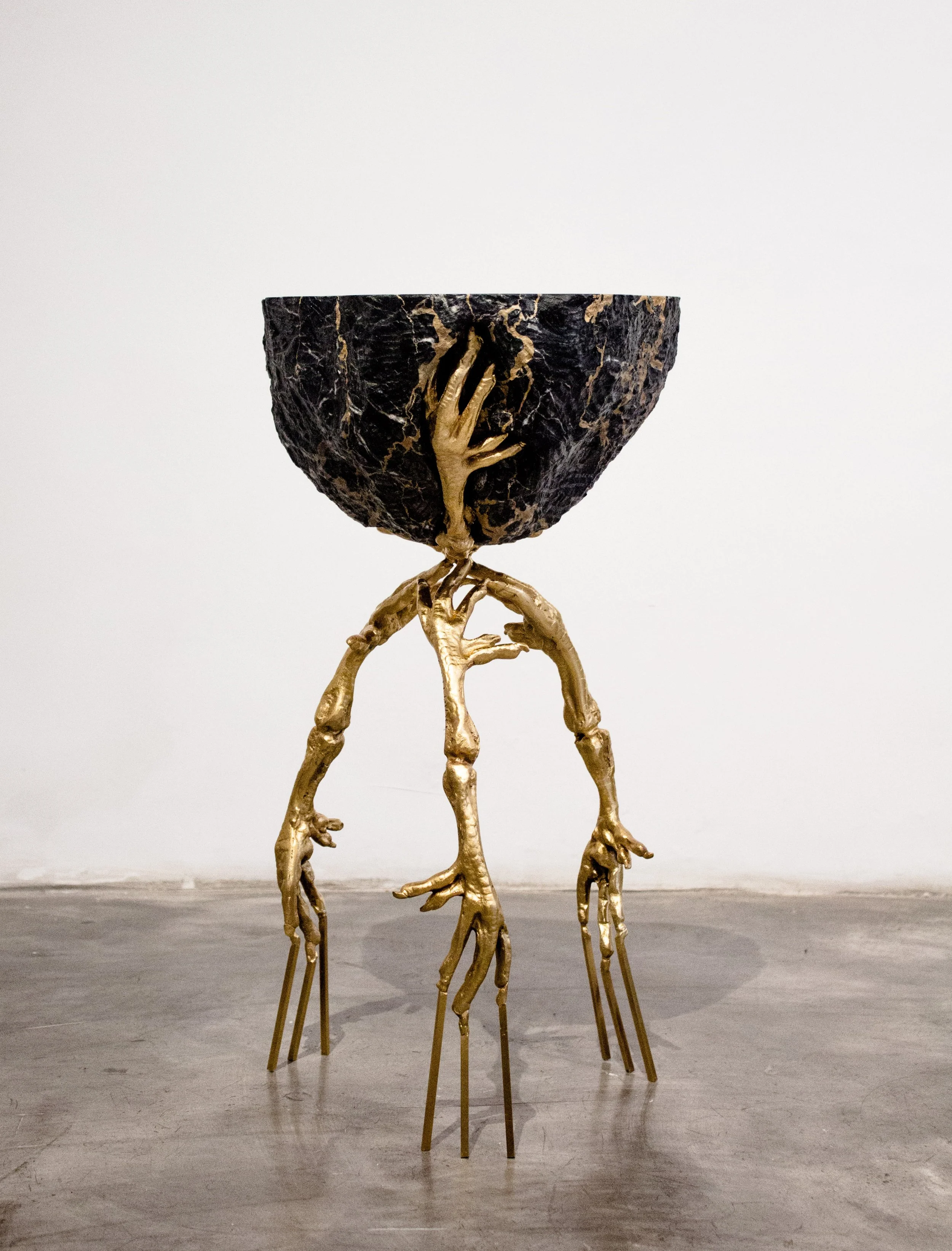 SIDE TABLE 'EDWARD SCISSORHANDS'