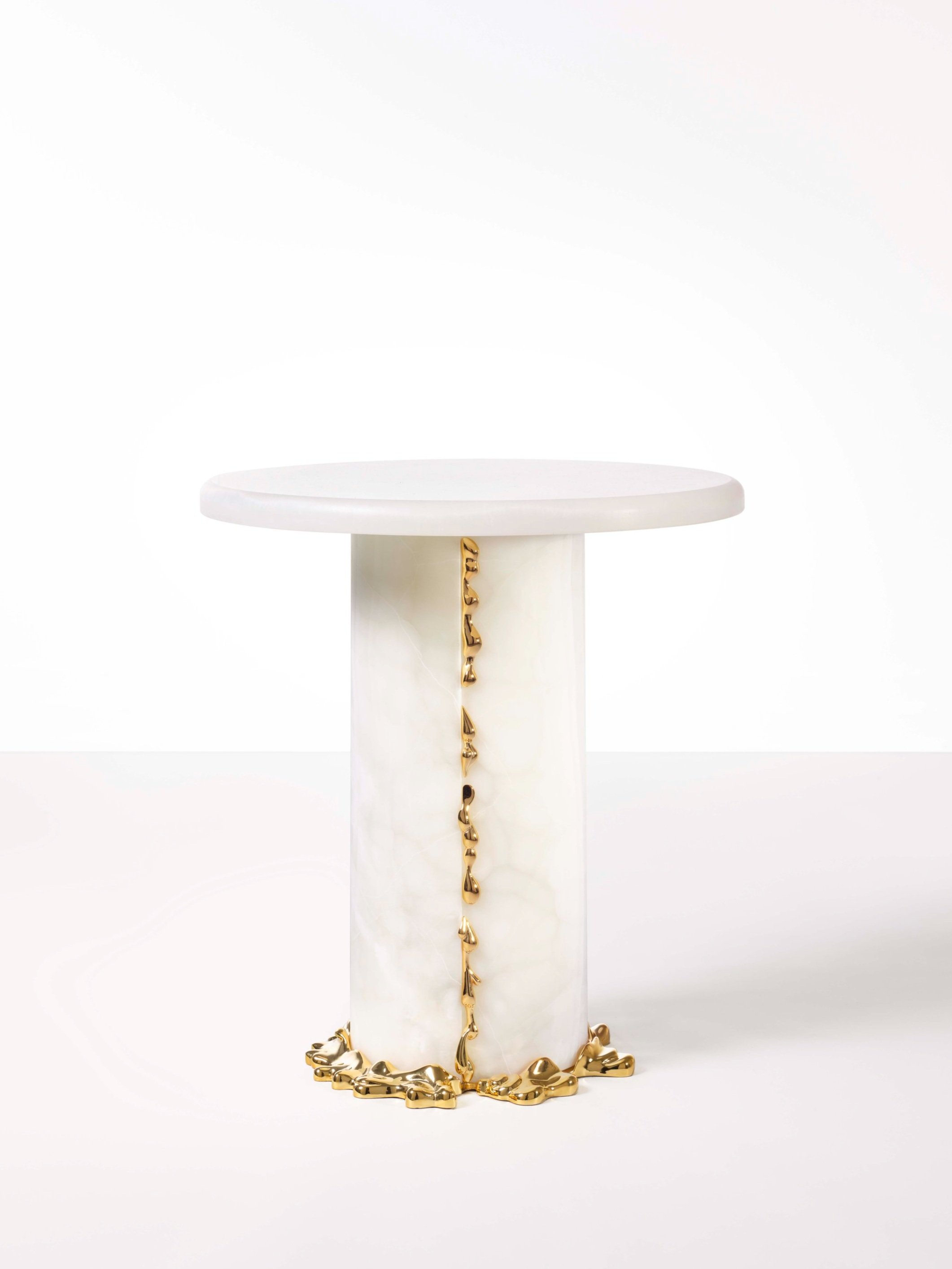1.MB+Side+Table+%27Onyx%27.jpg