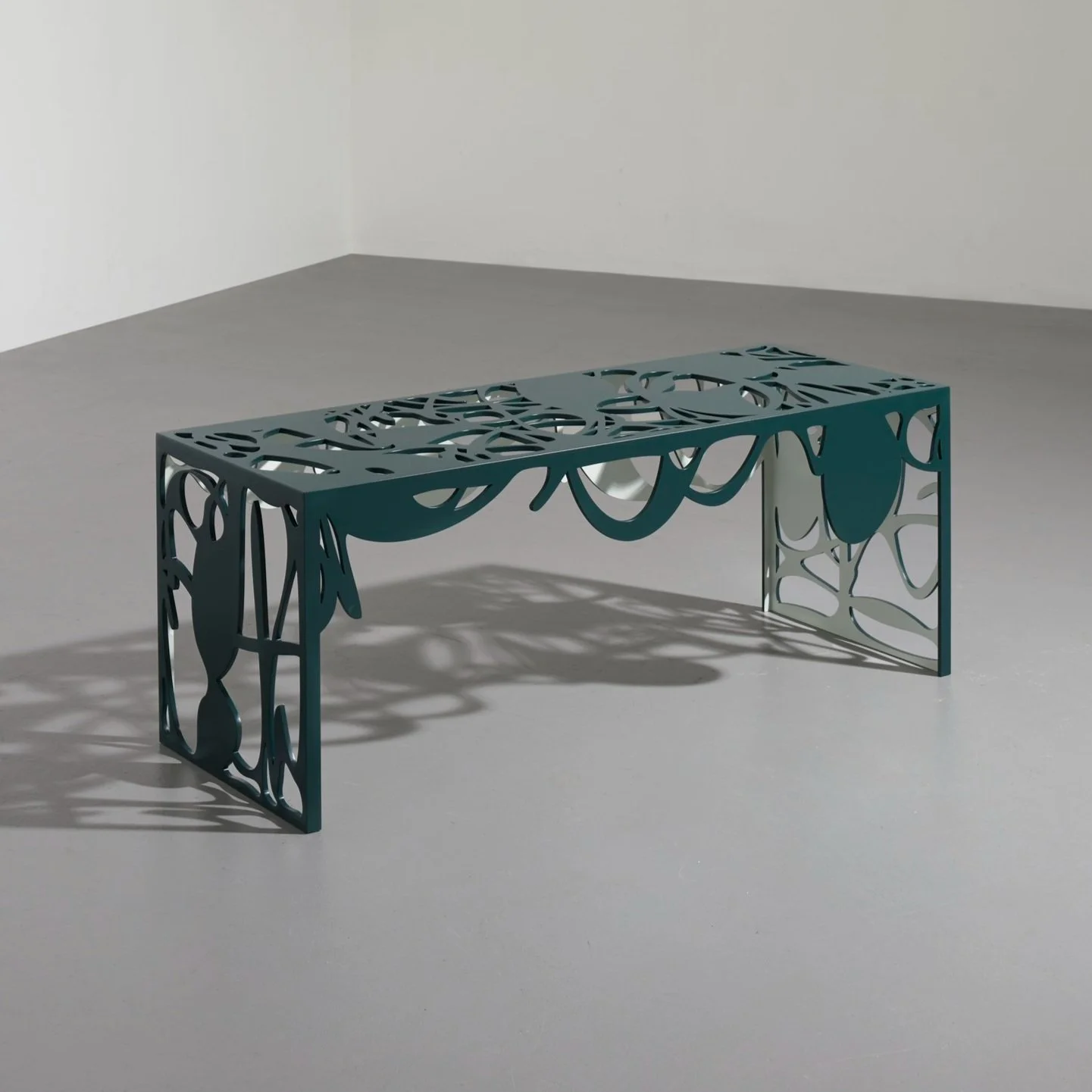 BENCH 