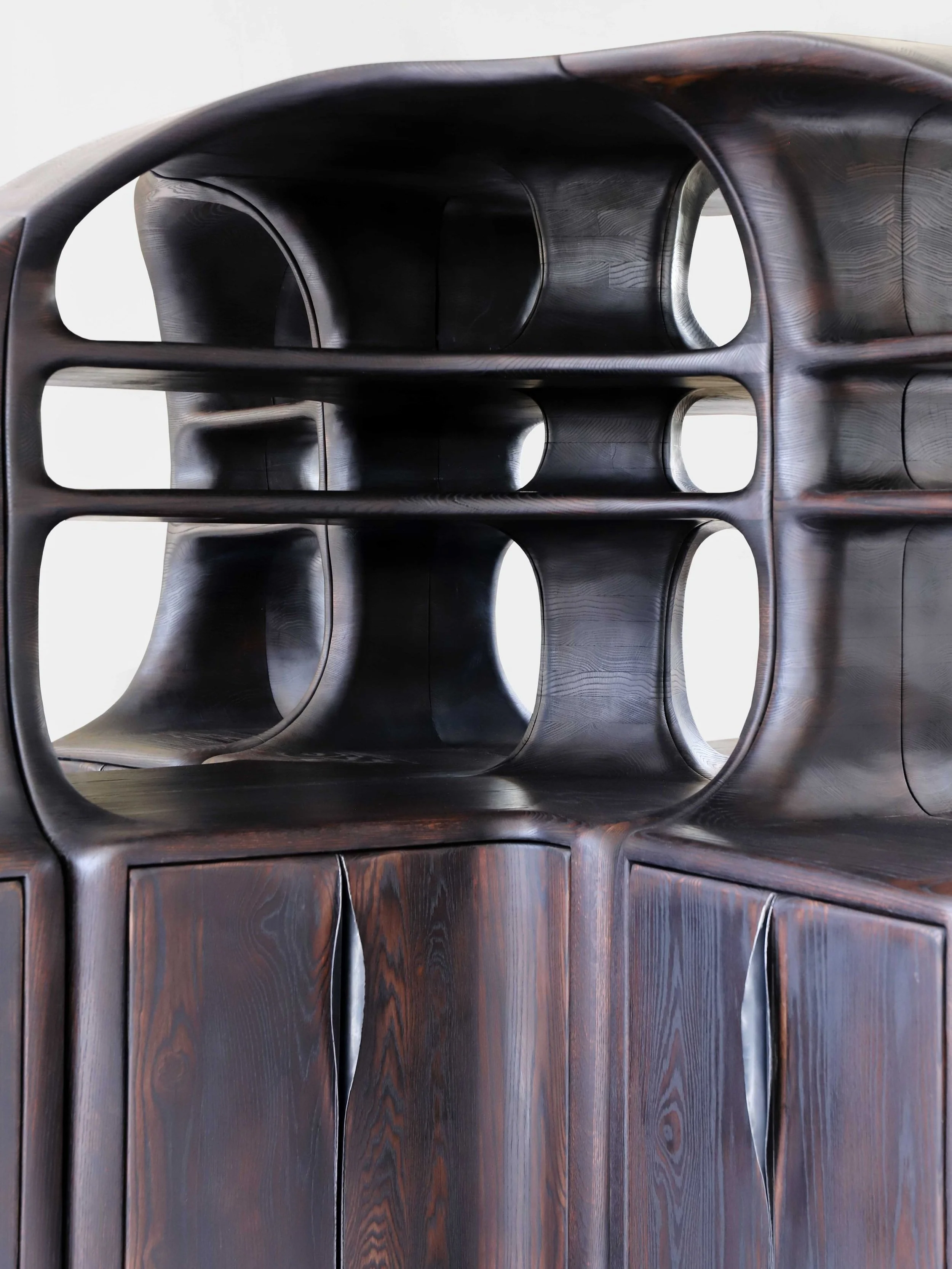 3.VL25-06+Cabinet+%28In+Three+Parts%29.jpg