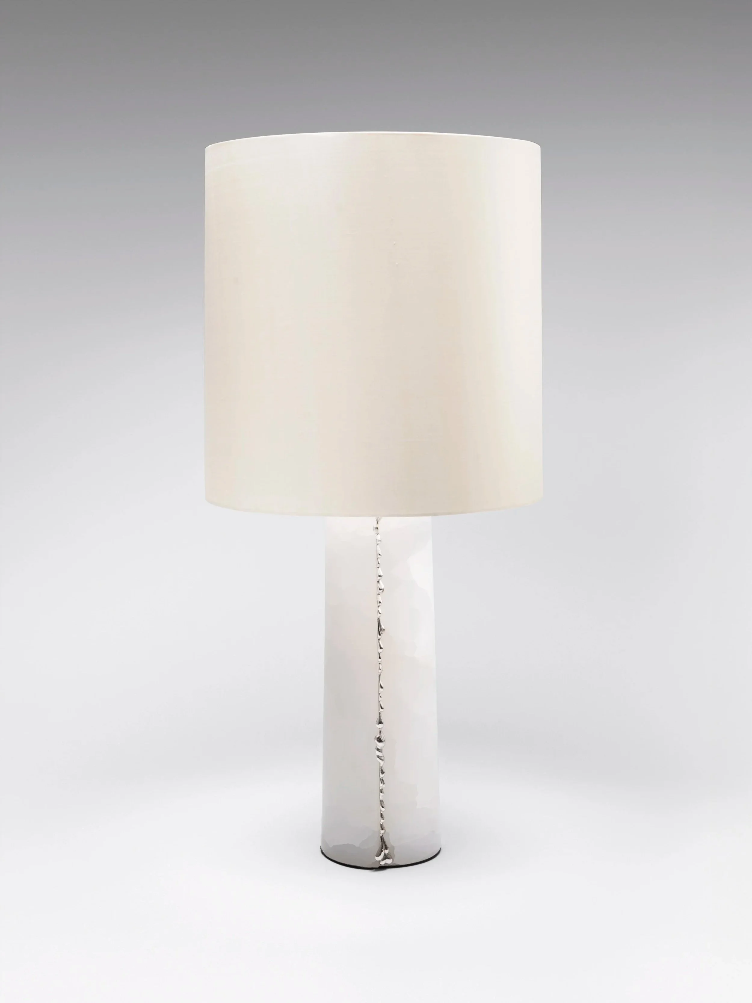 2.+MB+Table+Lamp+%27Onyx%27+Silver.jpg