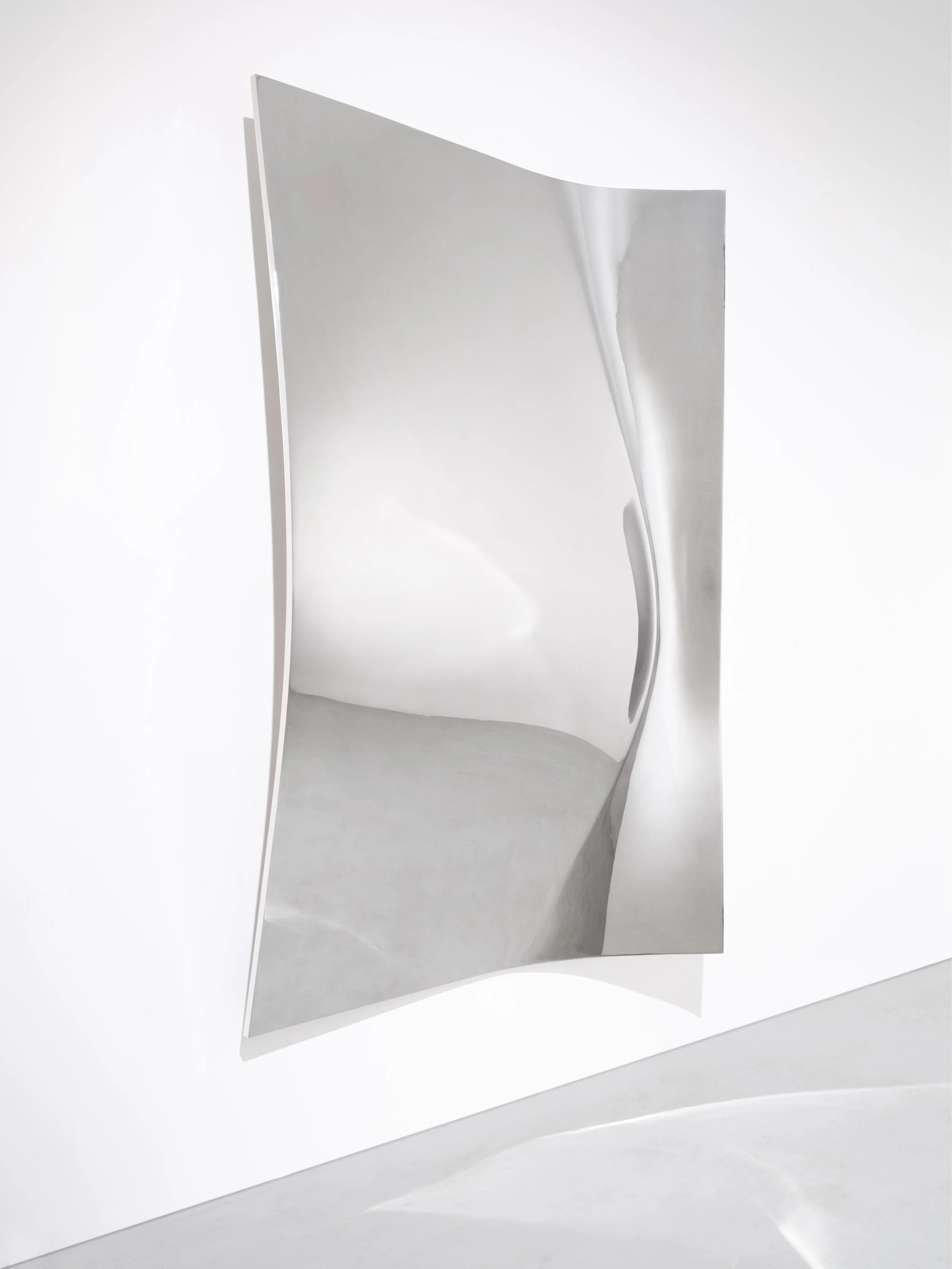 2. FS Mirror 'Thursday'.jpg
