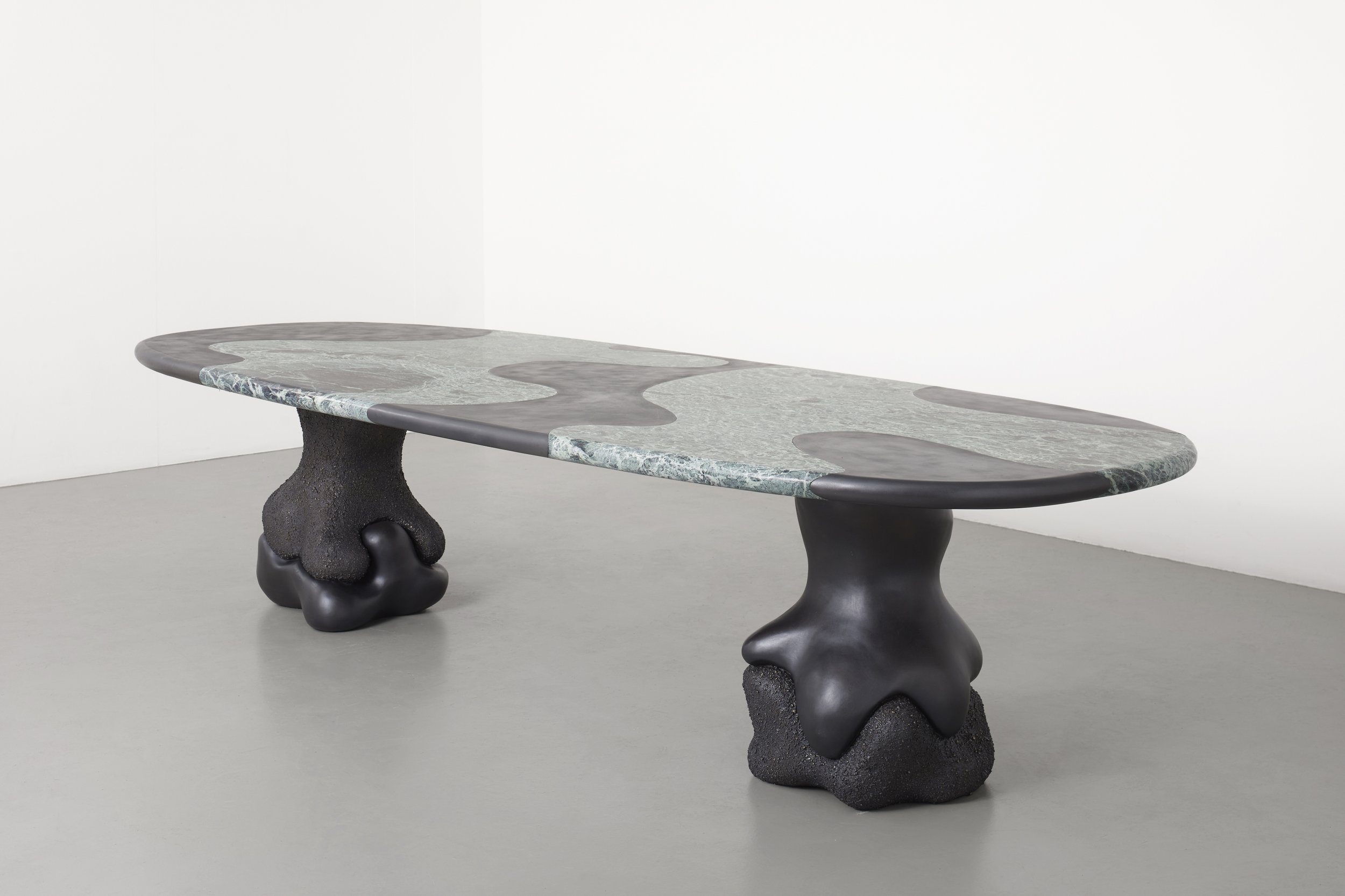 2. MB Dining Table 'Lola'.jpg