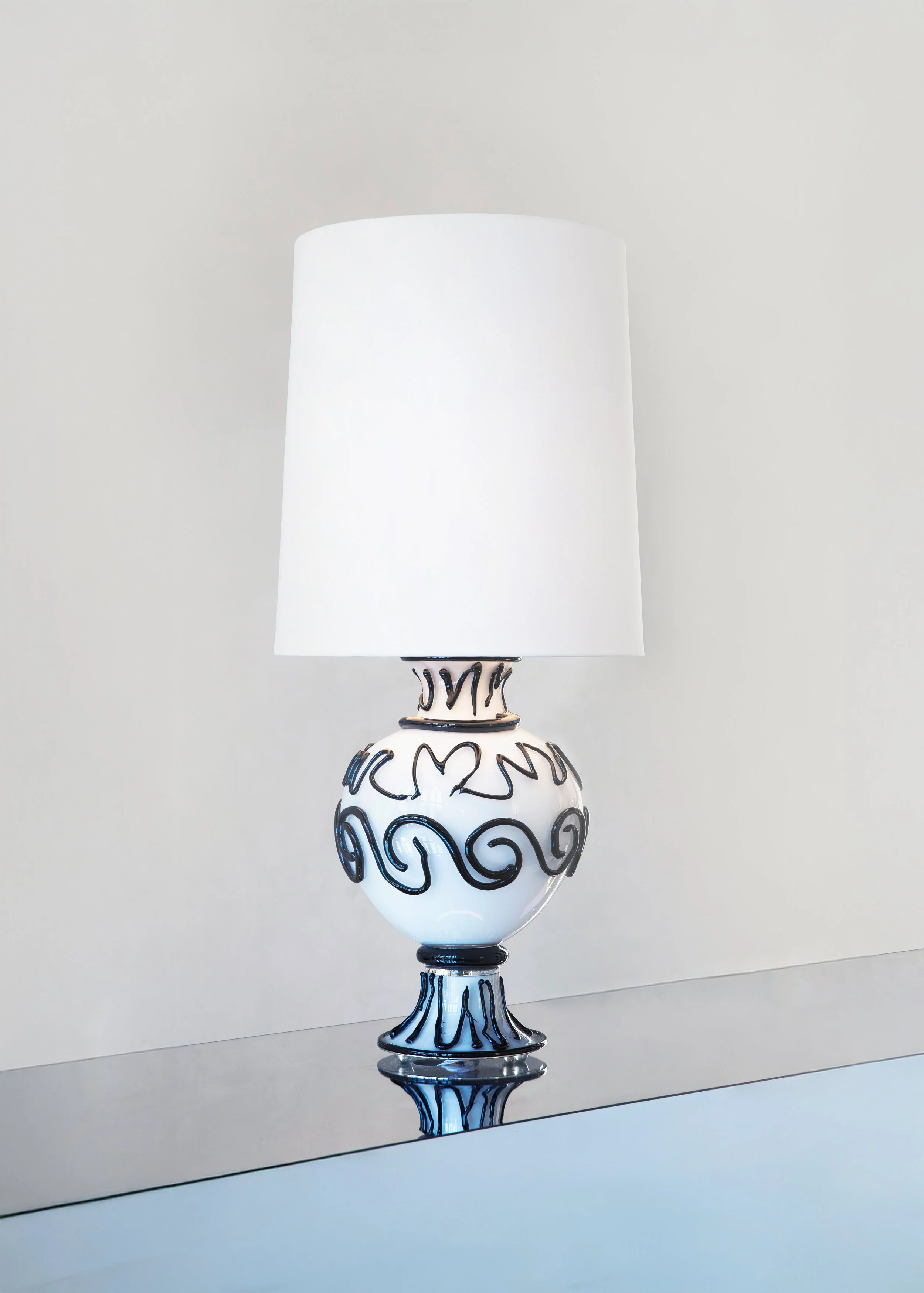 1. MB Table Lamp 'Greek'.jpg