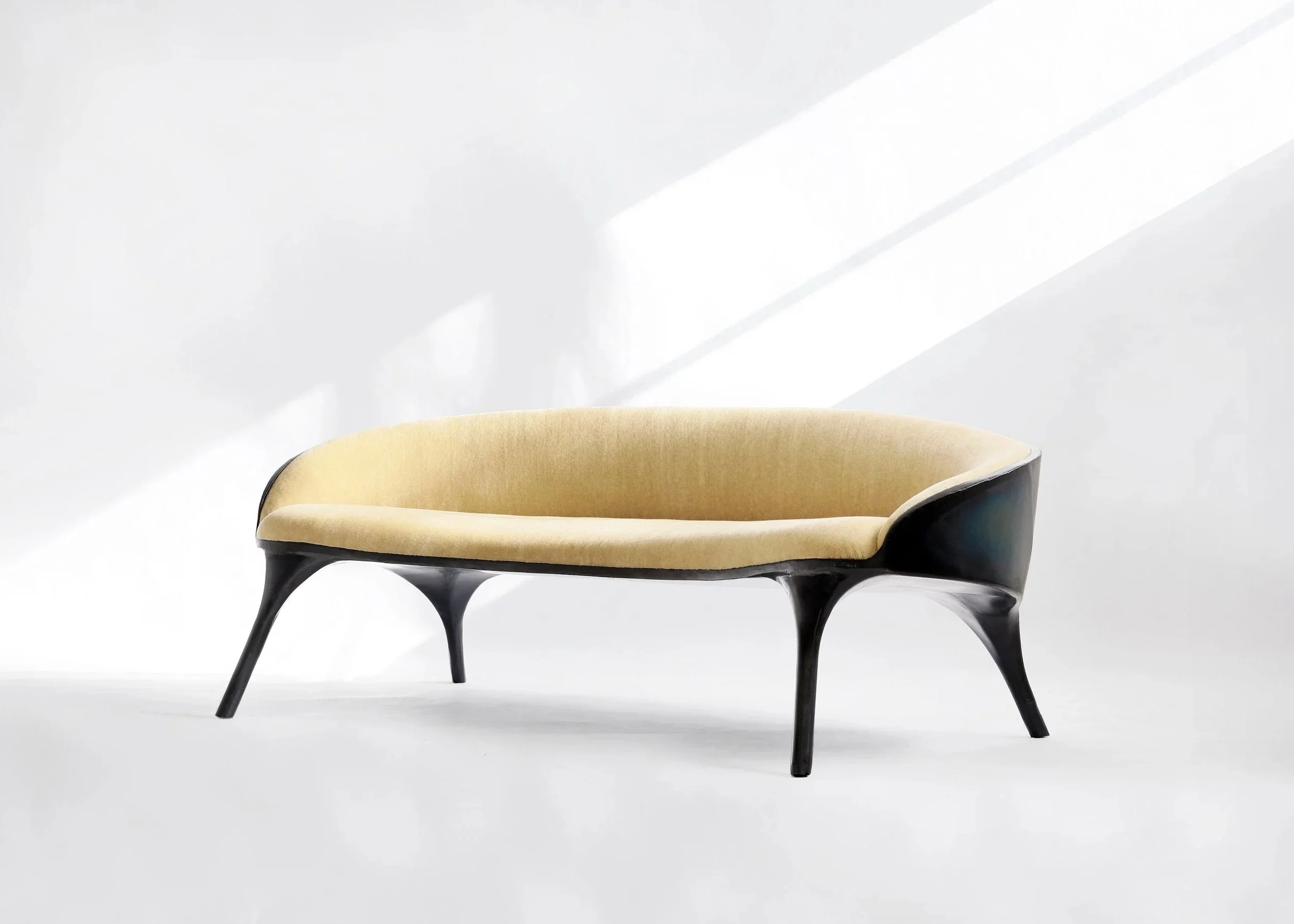 VALENTIN LOELLMANN, SOFA