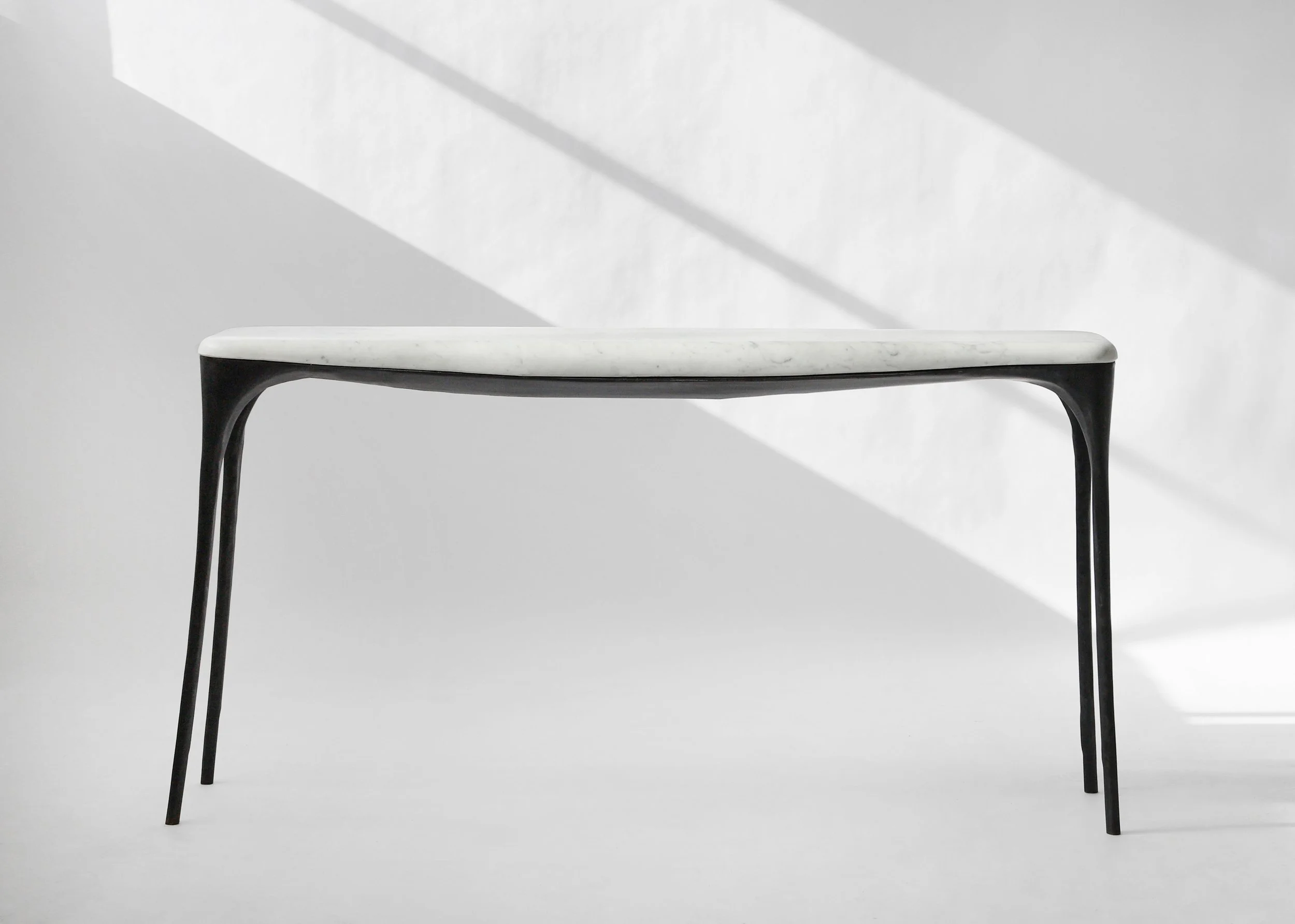 VALENTIN LOELLMANN, CONSOLE