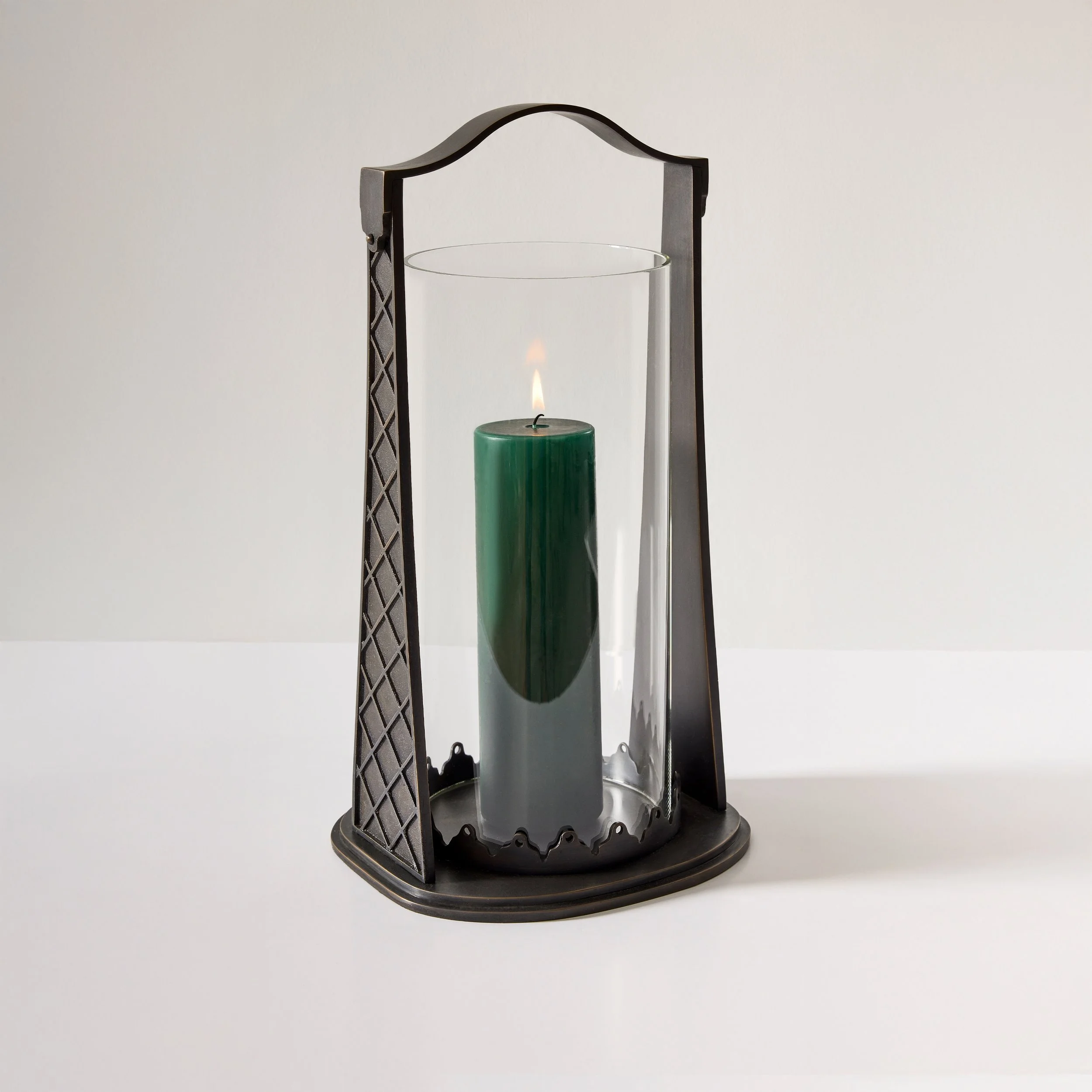 CECIL HURRICANE MEDIUM