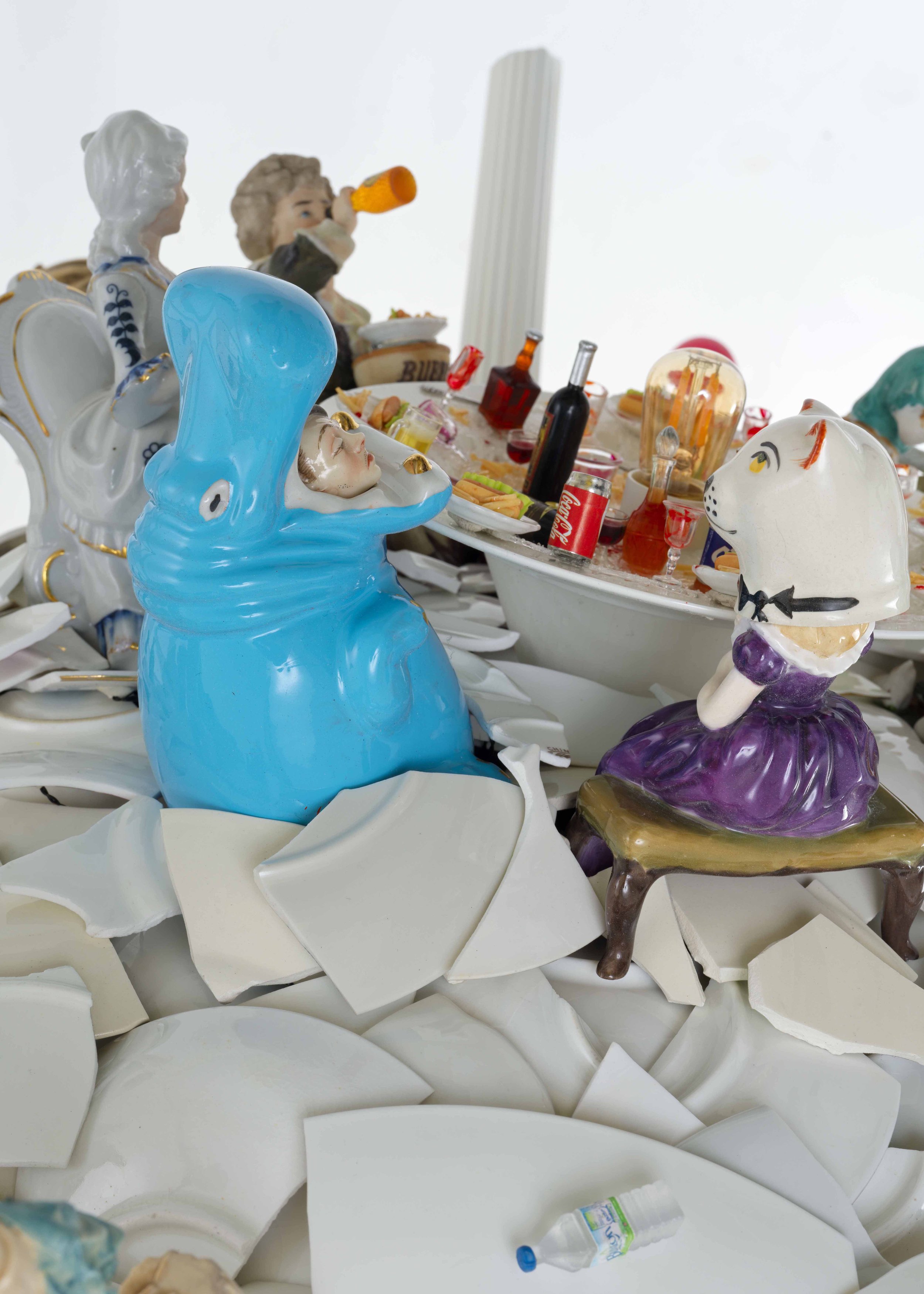 16.BB Light Sculpture 'Feast'.jpg