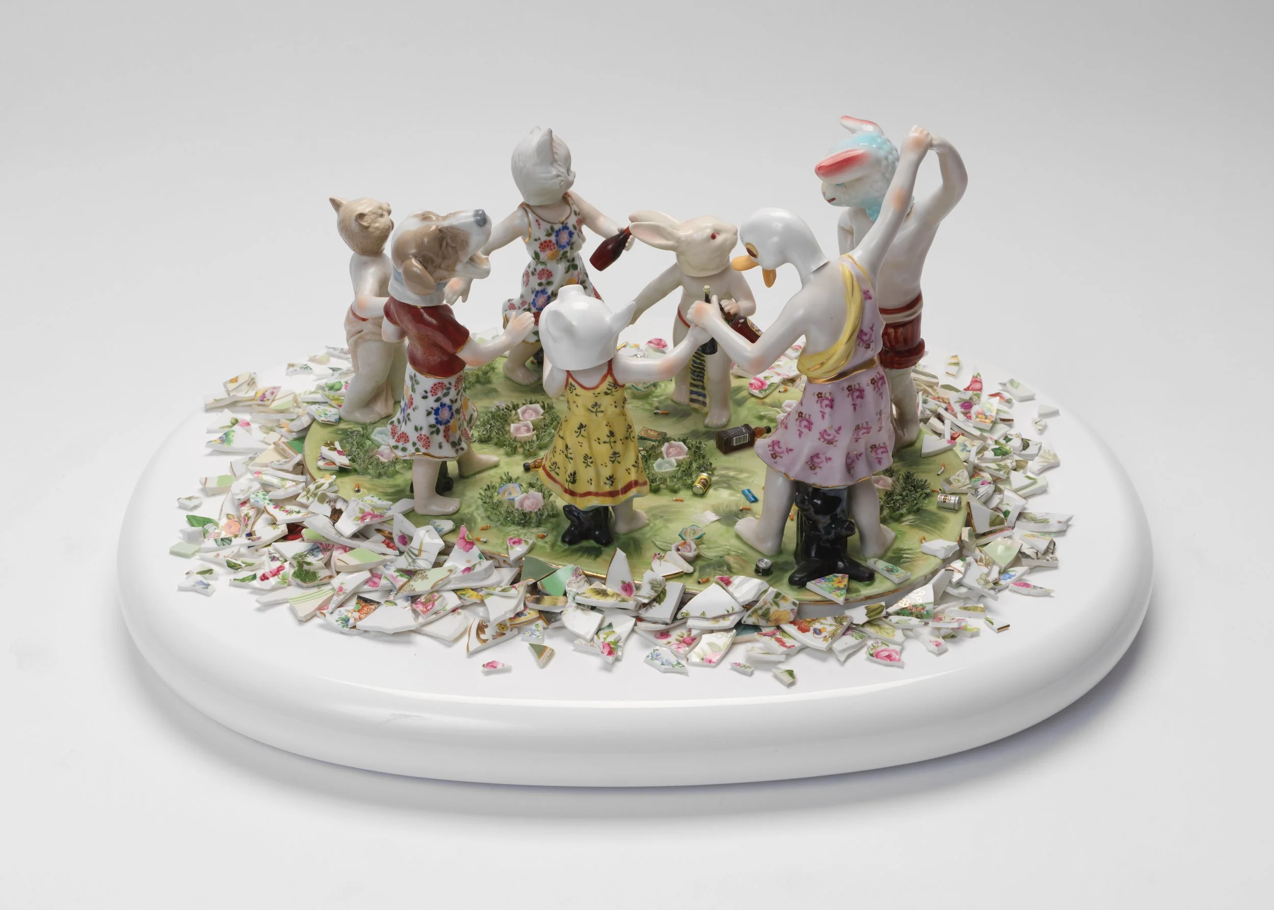 2. BB Sculpture 'Free Party'.jpg