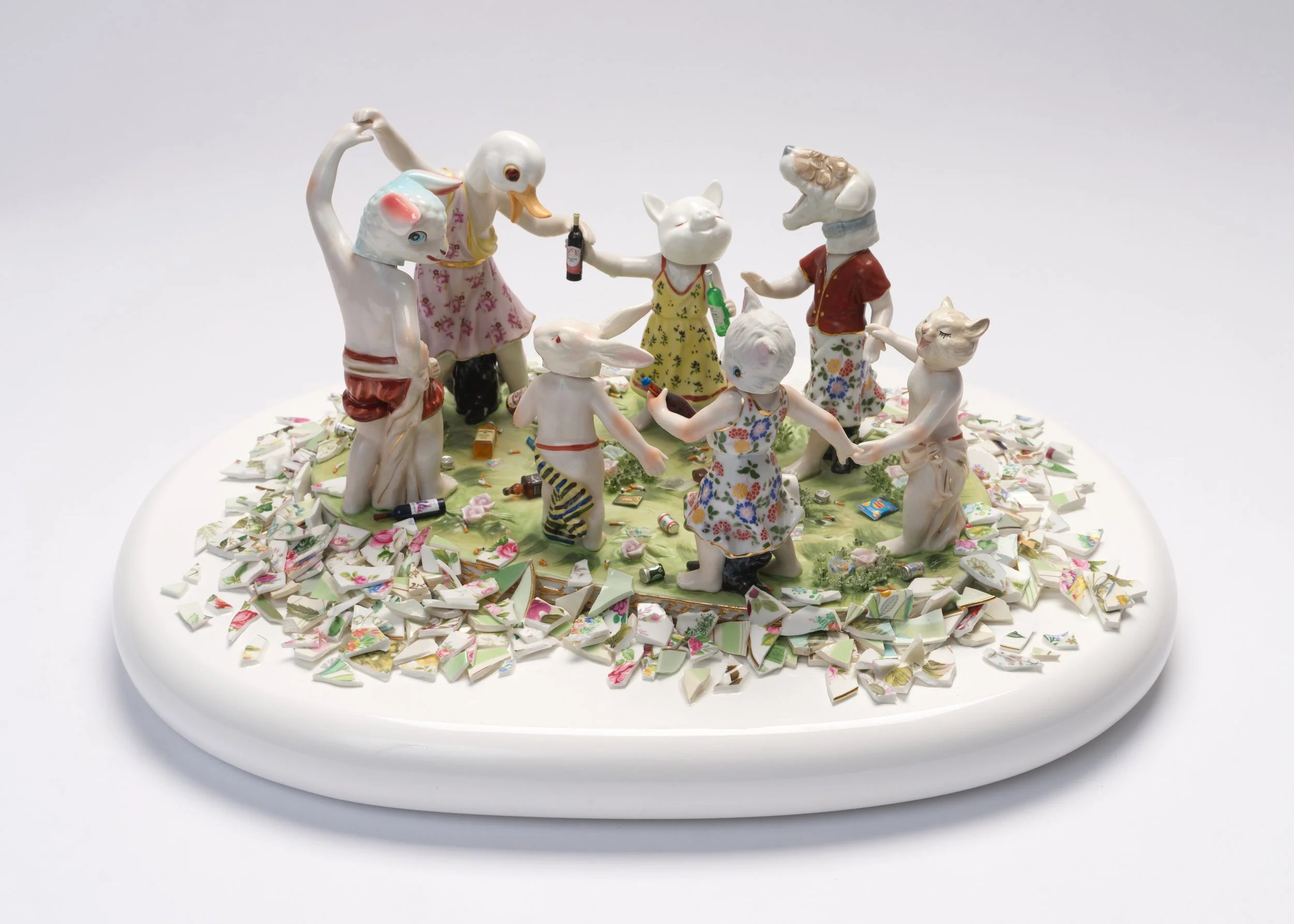 1. BB Sculpture 'Free Party'.jpg