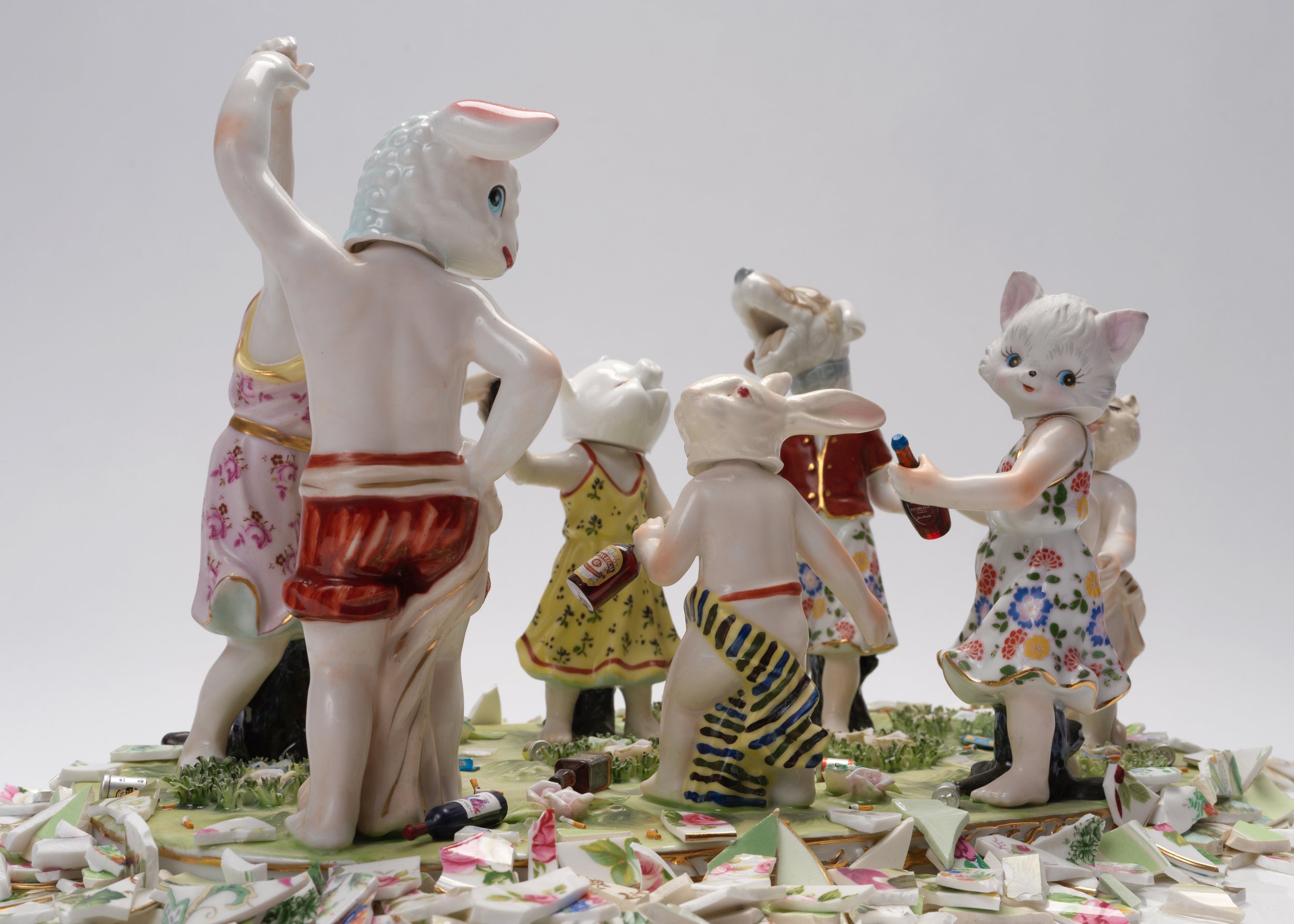 6. BB Sculpture 'Free Party'.jpg