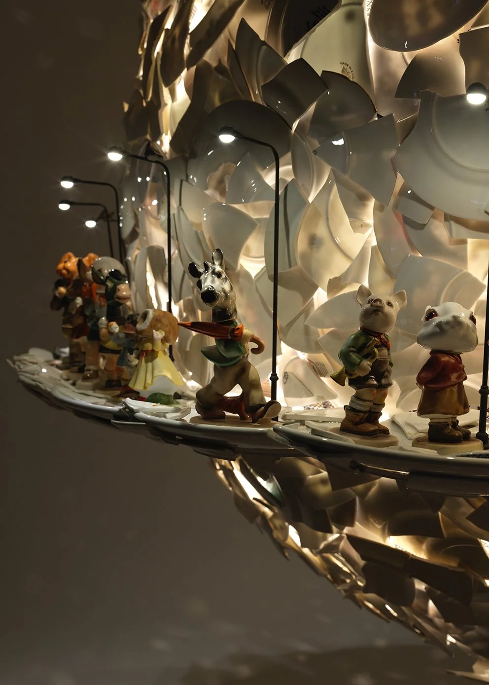 5. BB Light Sculpture 'Global Britain'.jpg