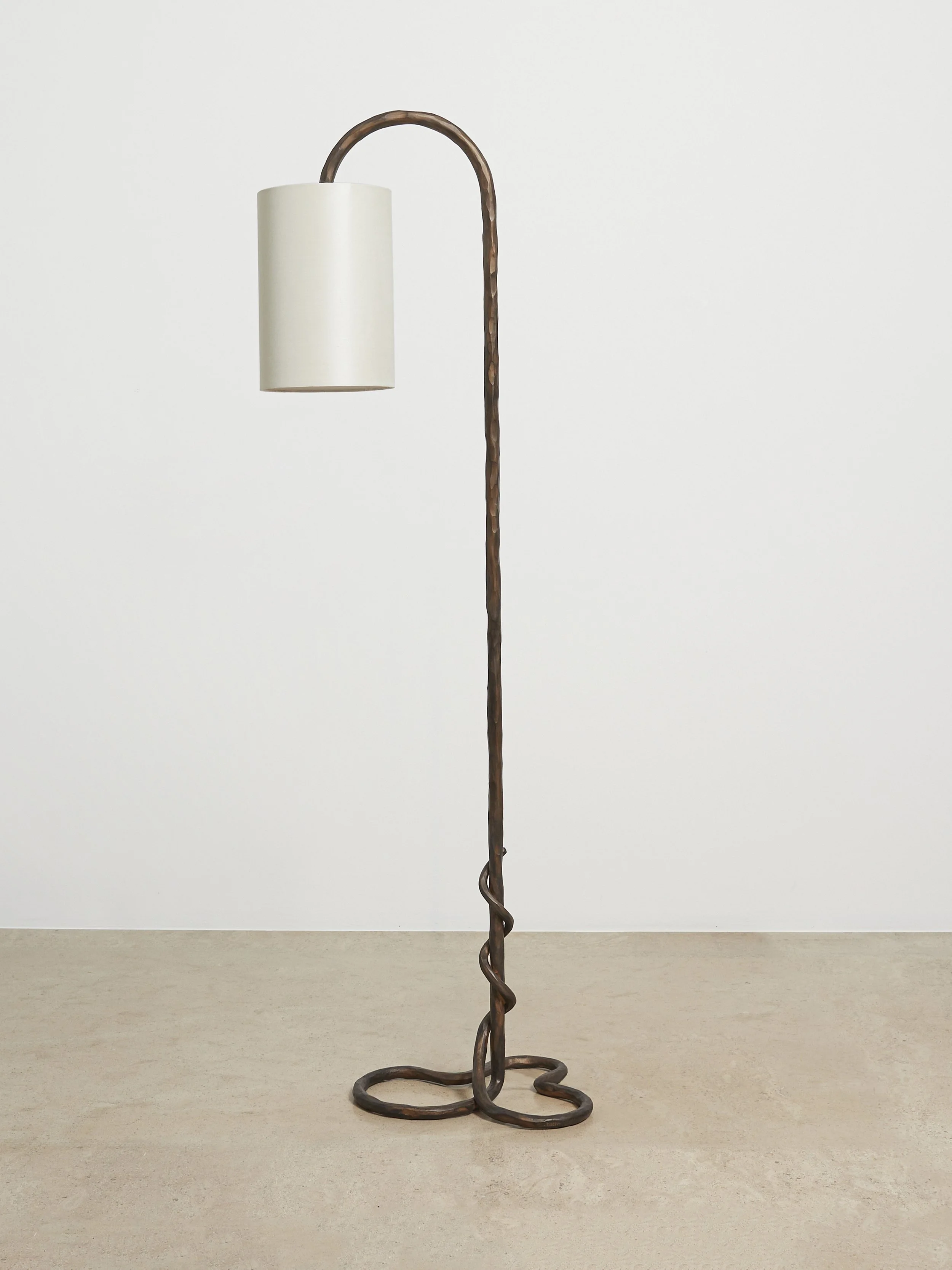 2. MB Standard Lamp 'Bar'.jpg