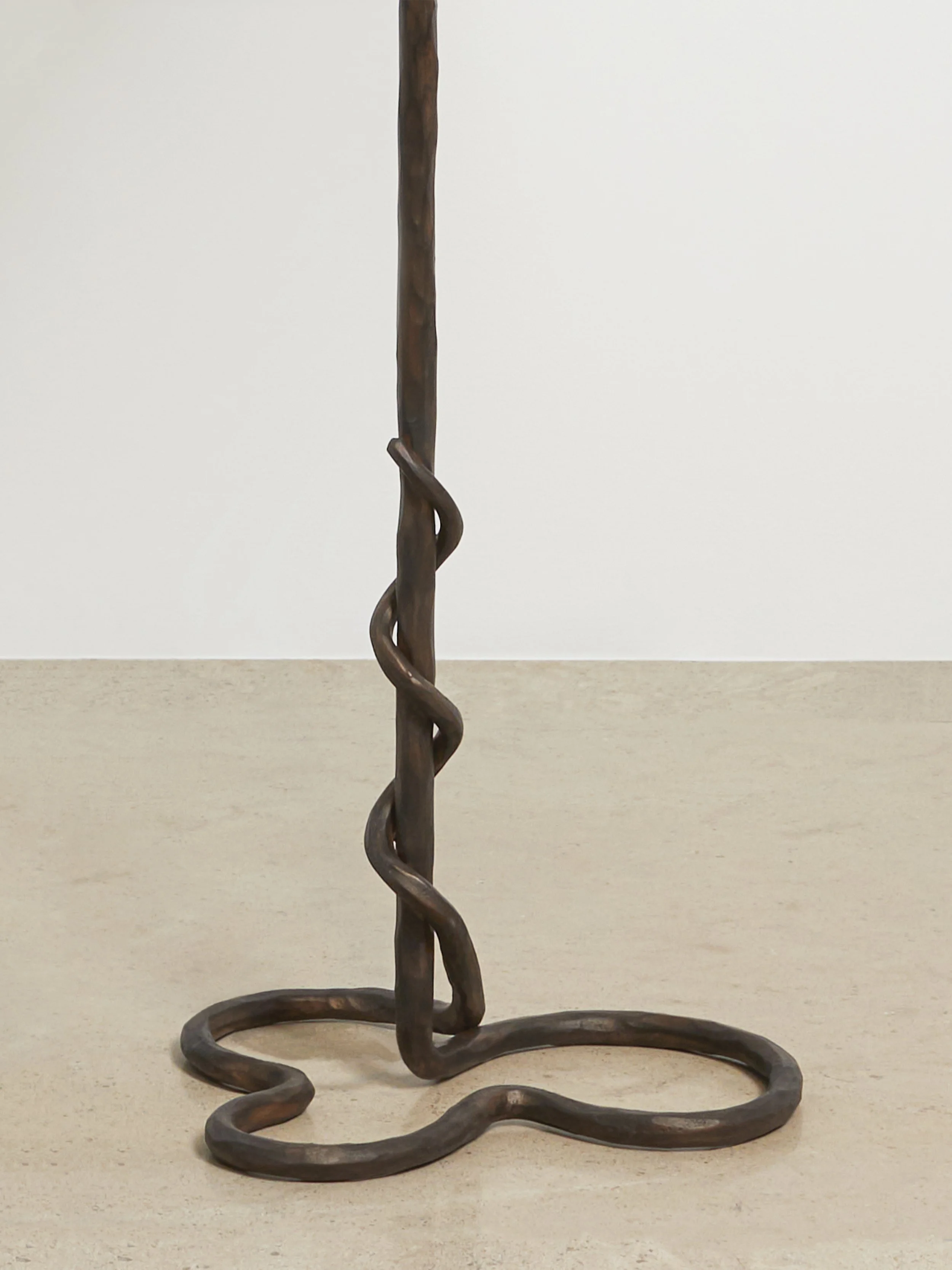 3. MB Standard Lamp 'Bar'.jpg