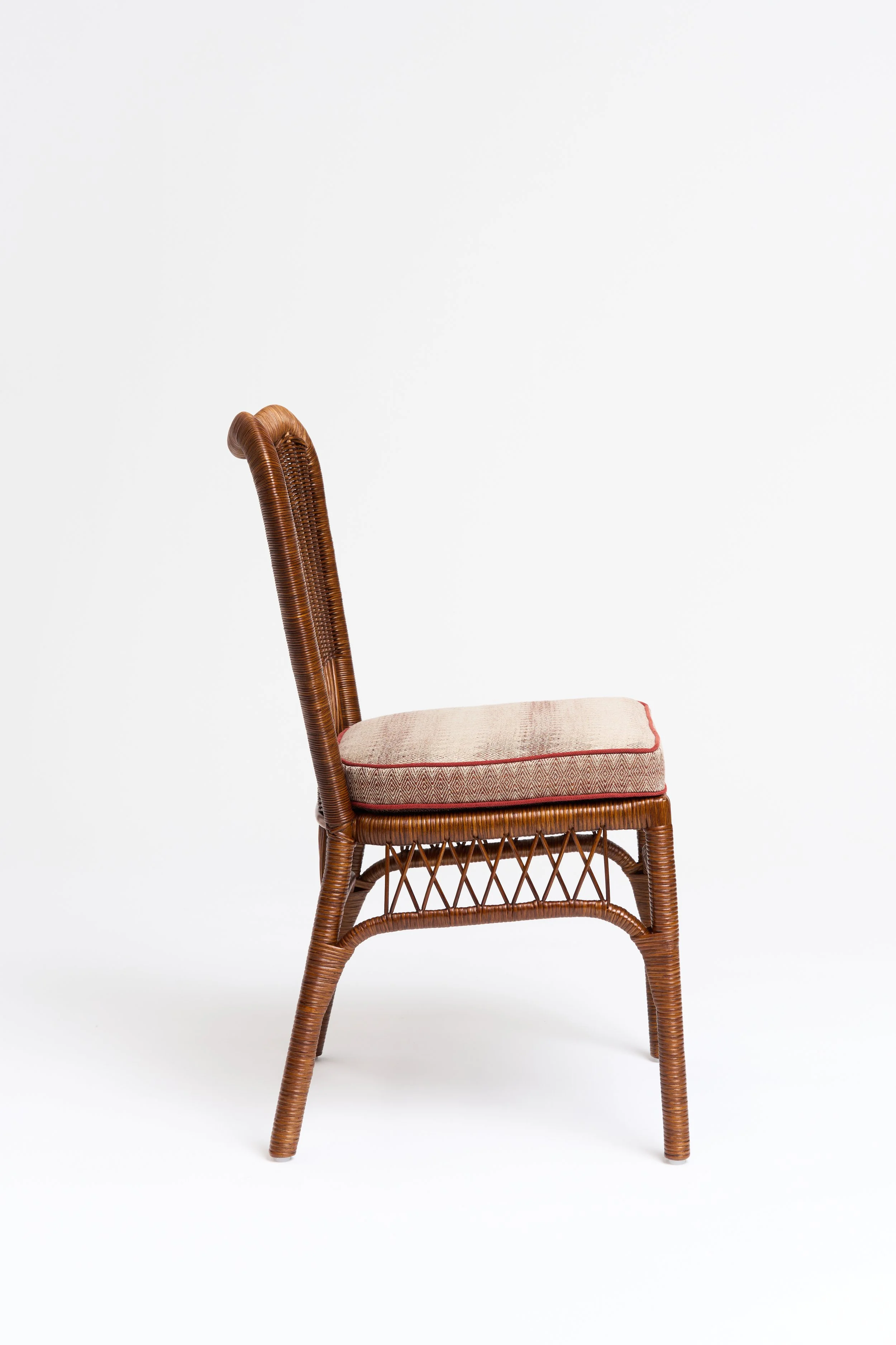 2.FJS Chair 'FS 2025'.jpg