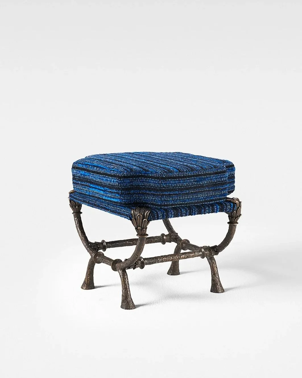 2.+FJS+Stool+%27Albert%27.jpg