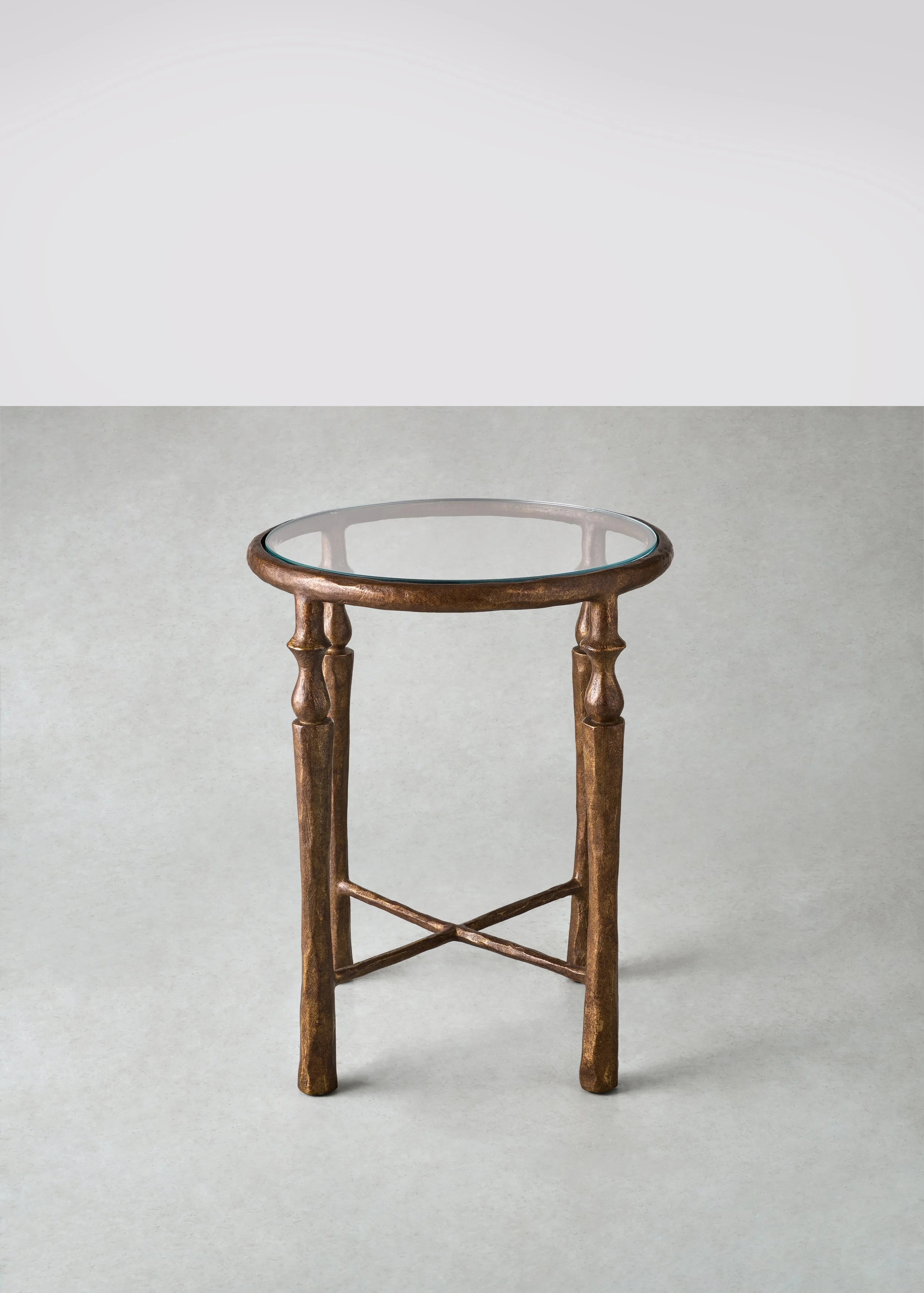 3. FJS Side Table 'Giorgio' Round.jpg