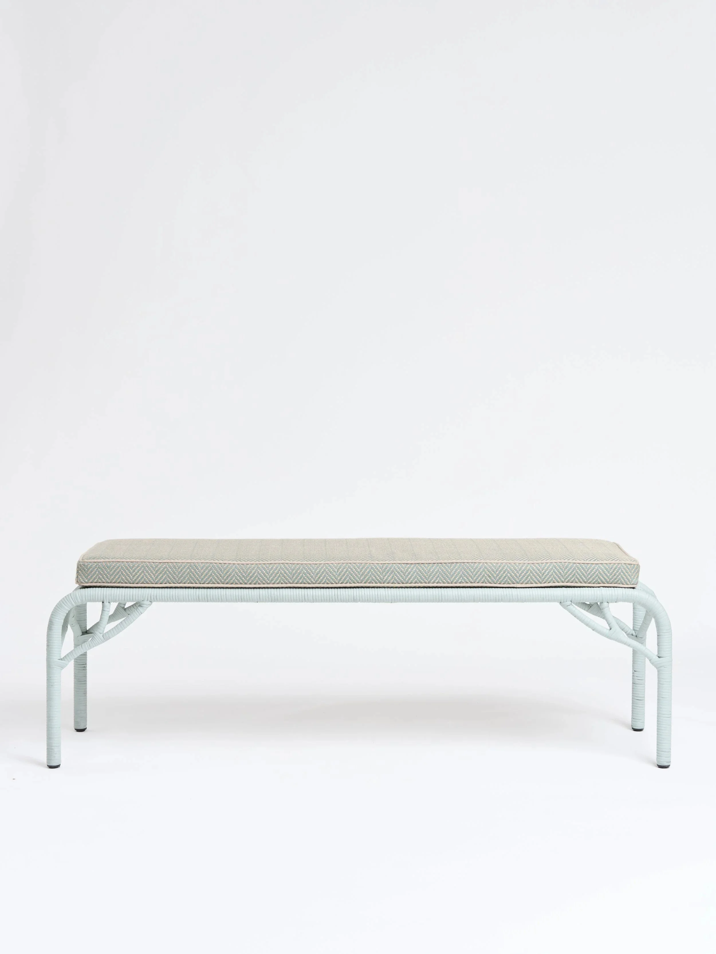 1.+FJS+Bench+%27Sandro%27+Indoor.jpg