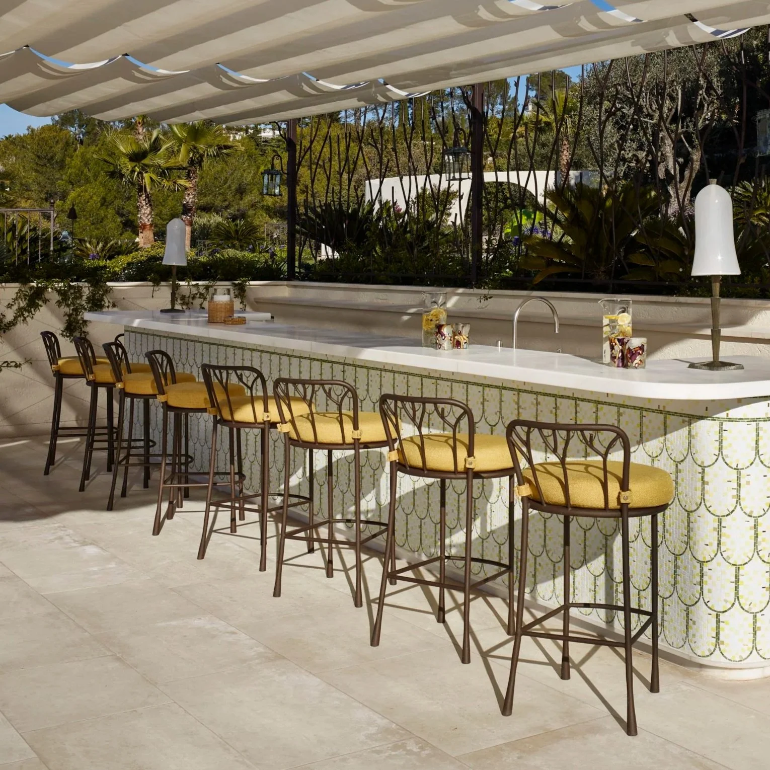BAR STOOL