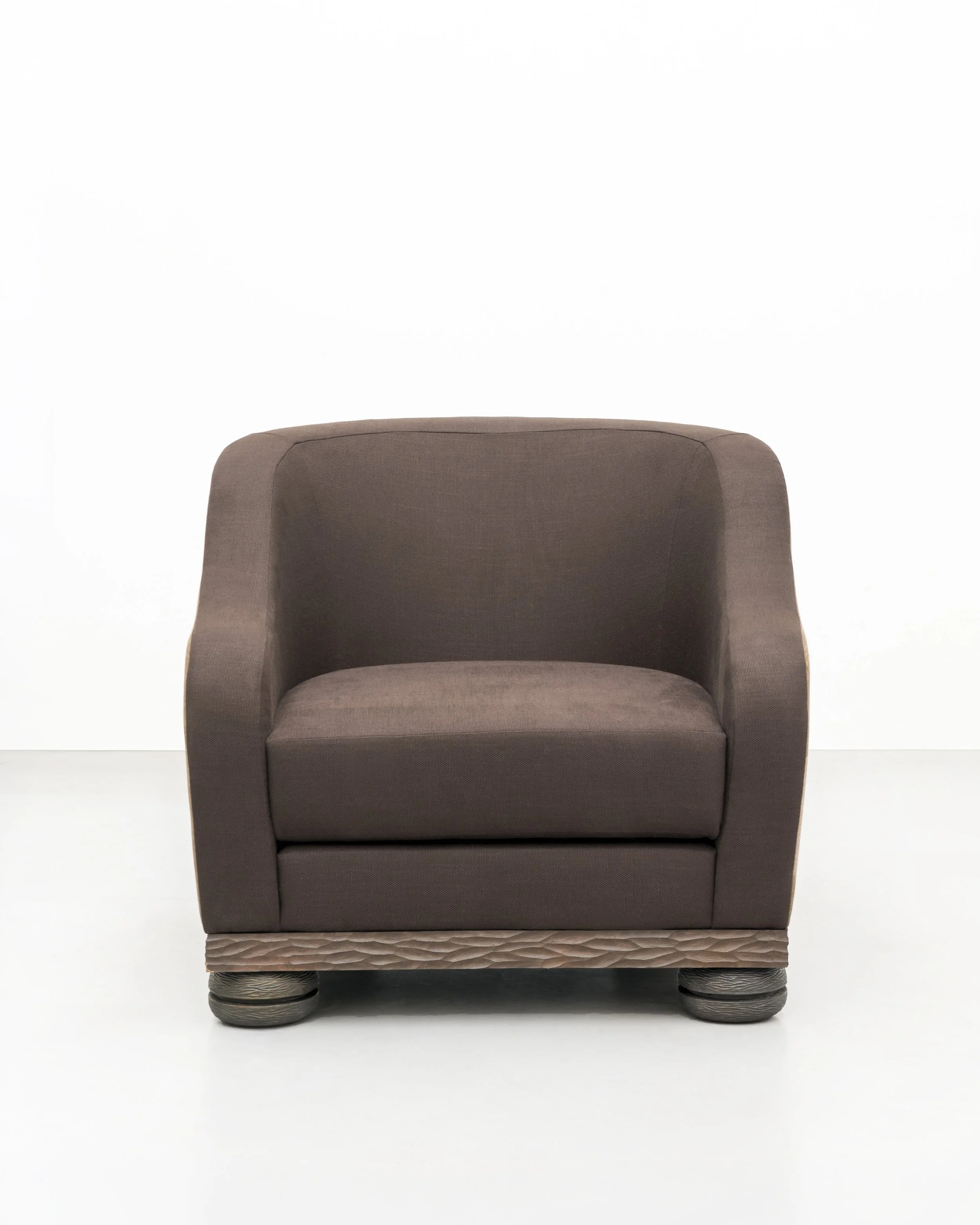 2.FJS Armchair 'Kiota'.jpg