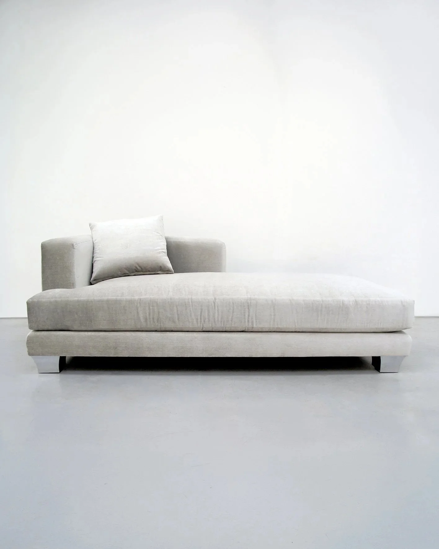 1.FJS Daybed 'Bridgehampton'.jpg
