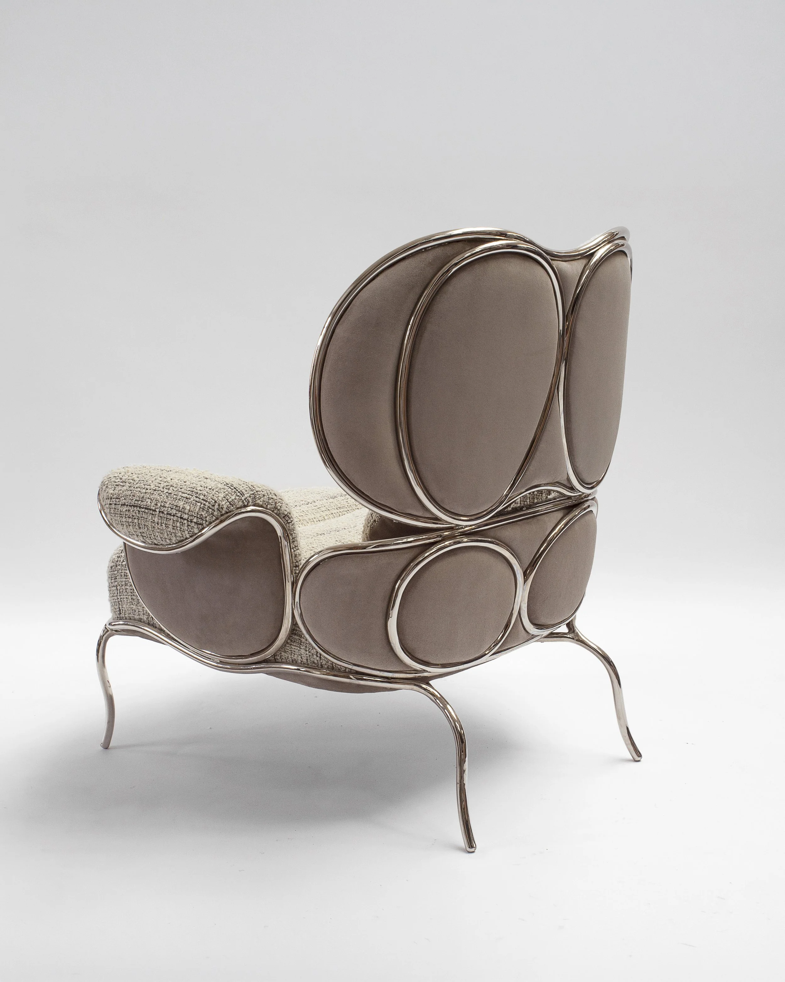 4.MB Armchair 'Big Jim' Couture.jpg