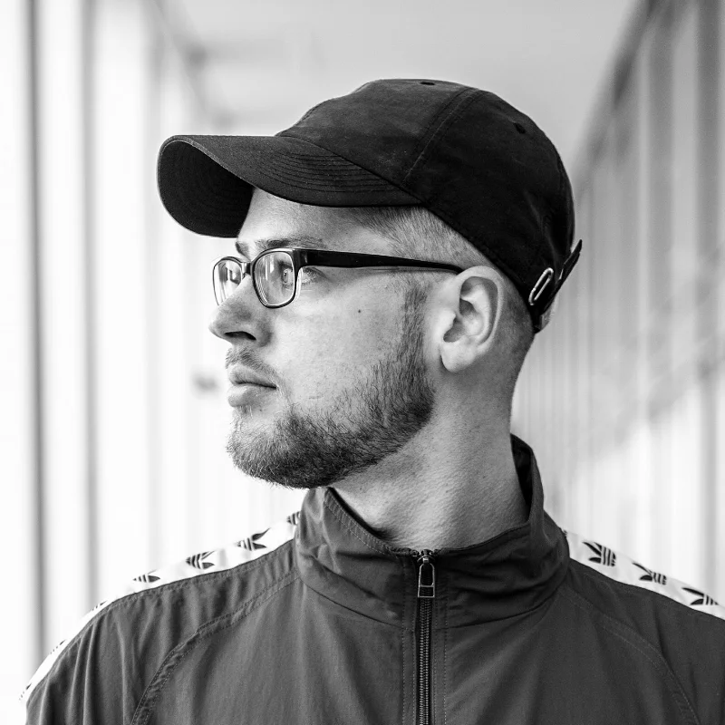 Björn Beau @beau.films https://vimeo.com/beaufilms