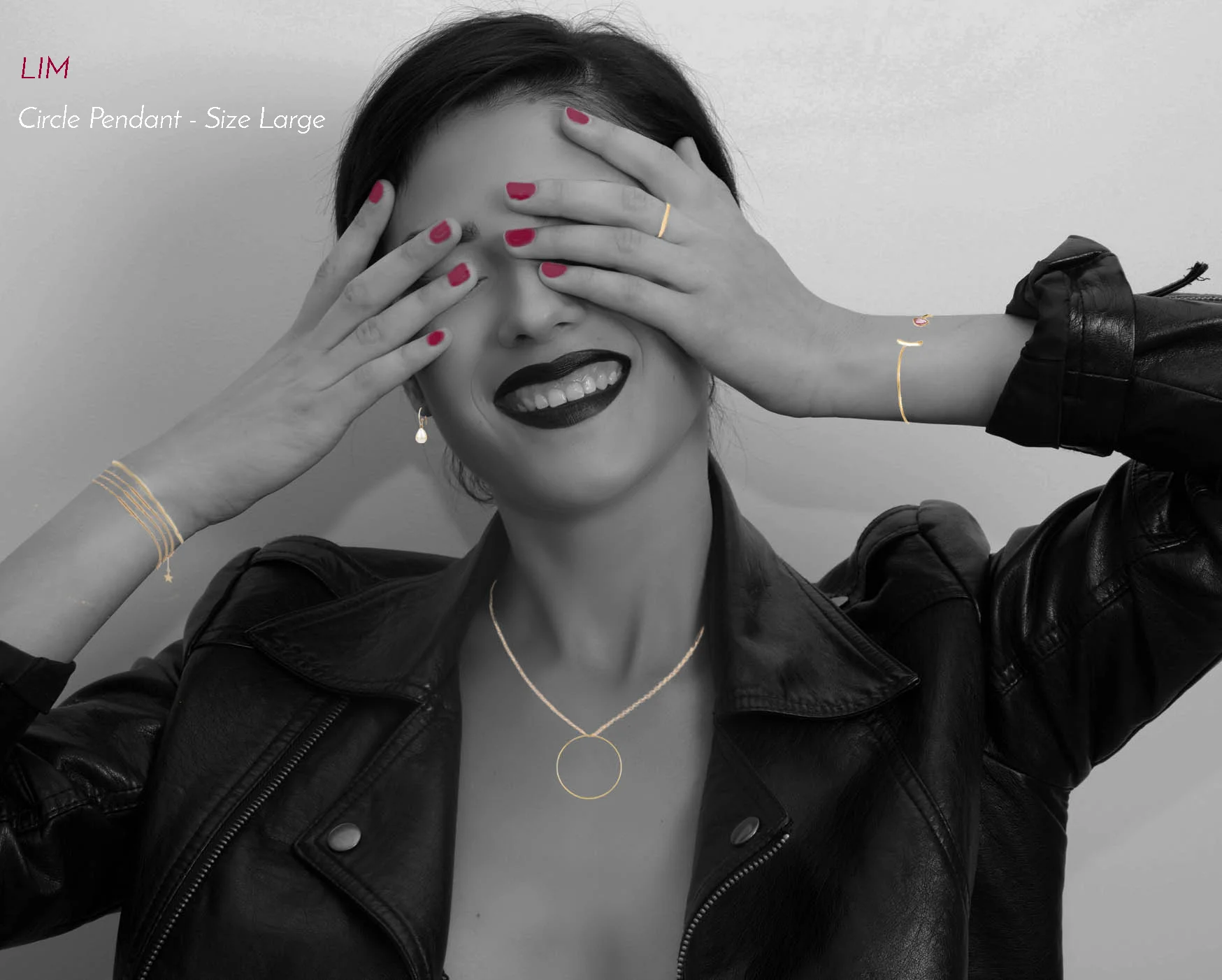  Pendant : Eur 165 Chain : Eur 100 18 Kt yellow gold 