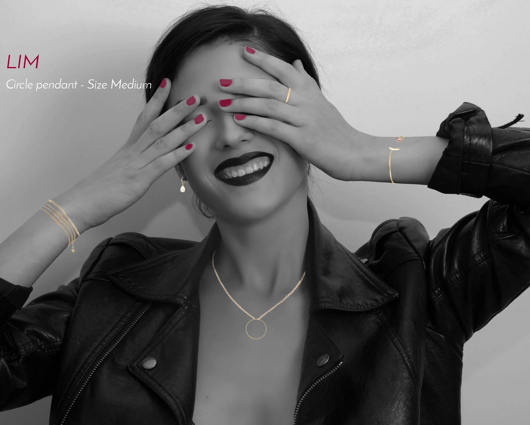  Pendant : Eur 120 Chain : Eur 100 18 Kt yellow gold 