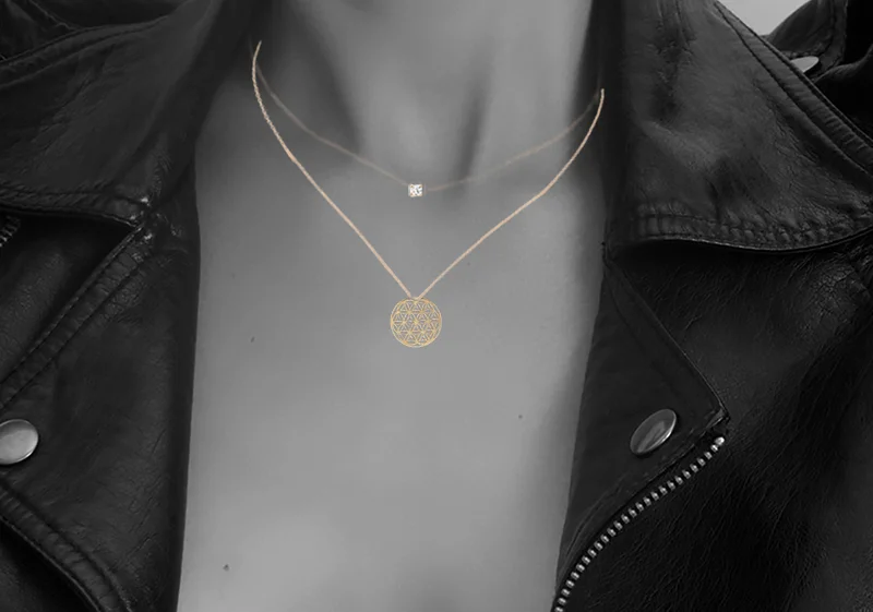 MANDALA Collection Flower of Life Pendant Eur 230 Chain Eur 100 18 karat gold Diamond fish cord