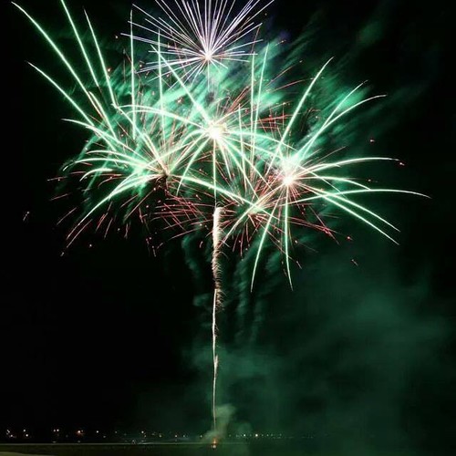 Beach wedding outdoor fireworks display - Blaso Pyrotechnics