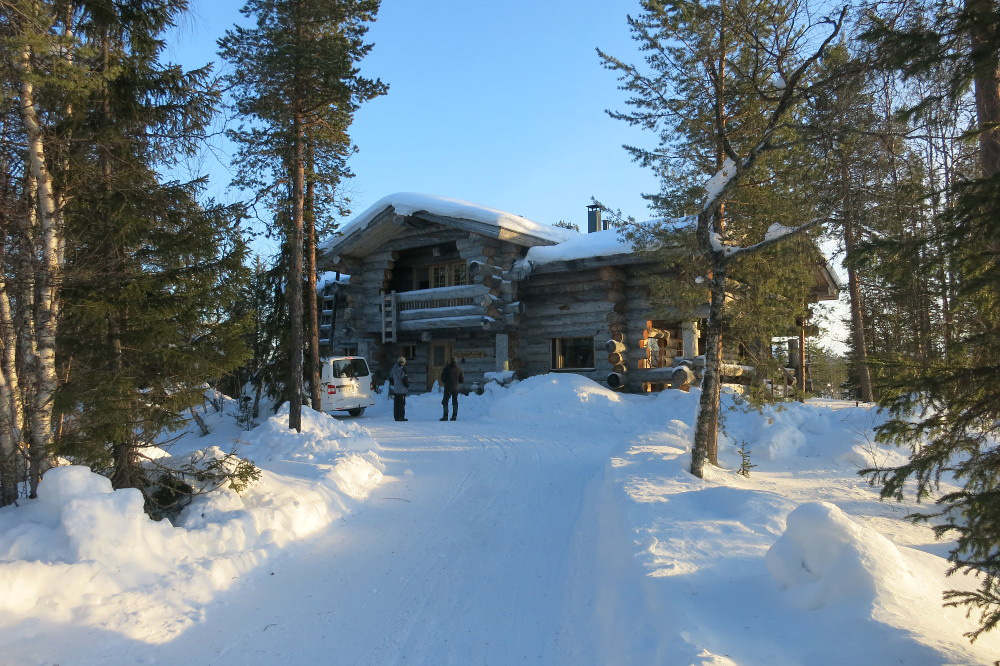 lapland luxury cottage.jpg