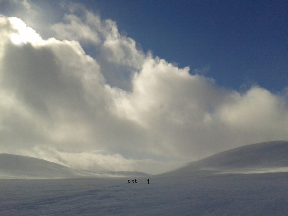 ski tour lapland 4.jpg