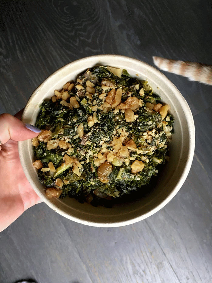 The kale and sweet potato hash breakfast bowl kept me satisfied well into lunch time. Hearty, fresh and nutritious, this dish kept me energized all day.