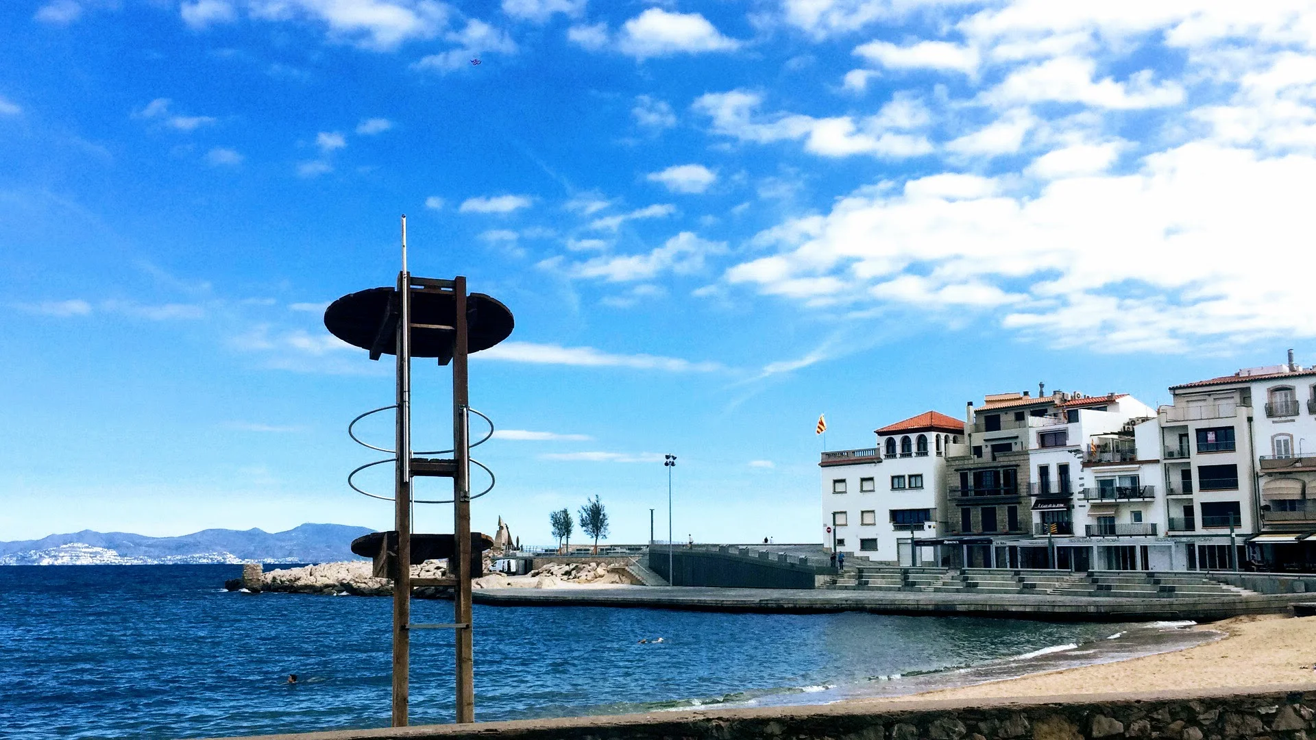 Working & Living in Costa Brava Application