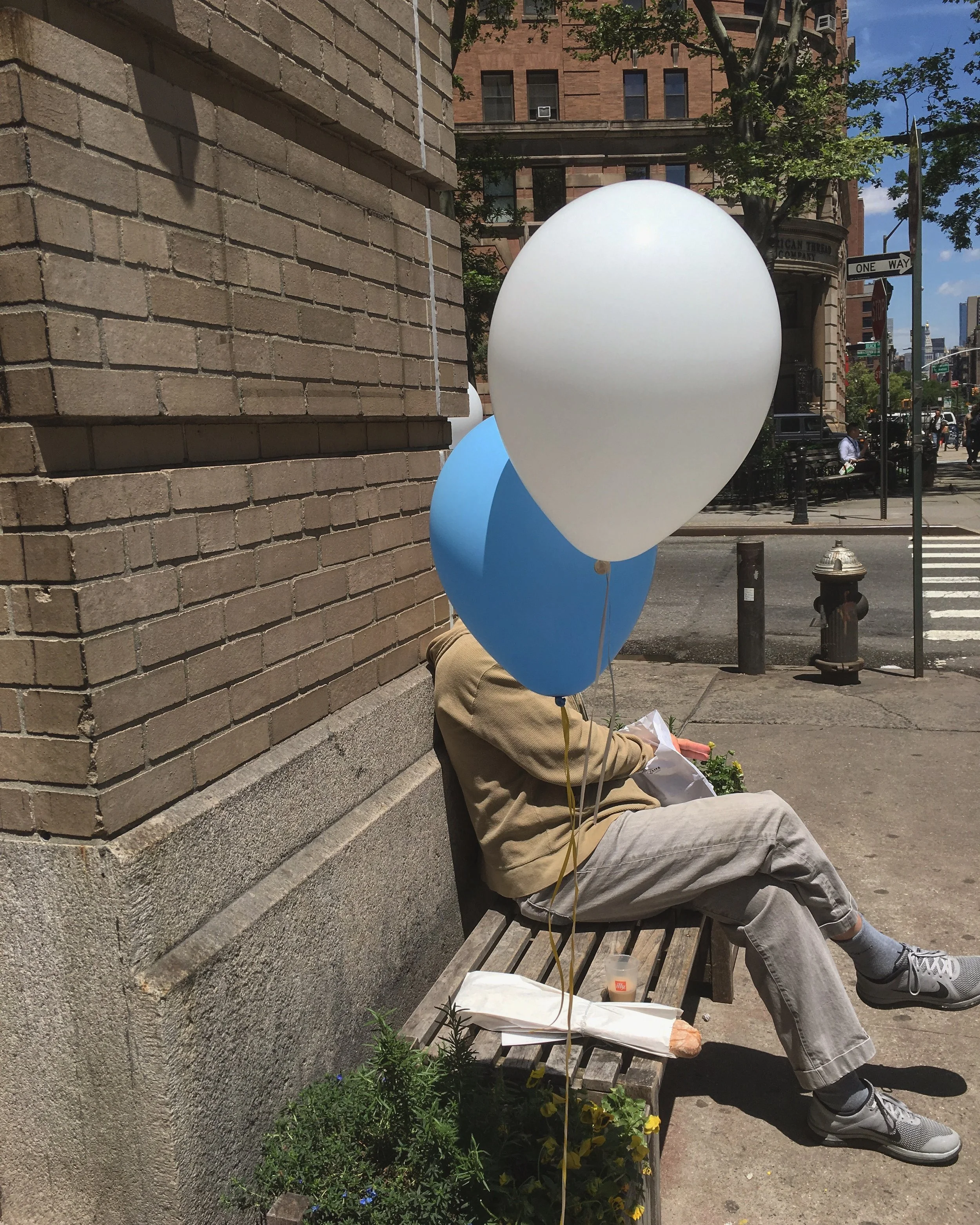 LUIS GARCIA @strongblue