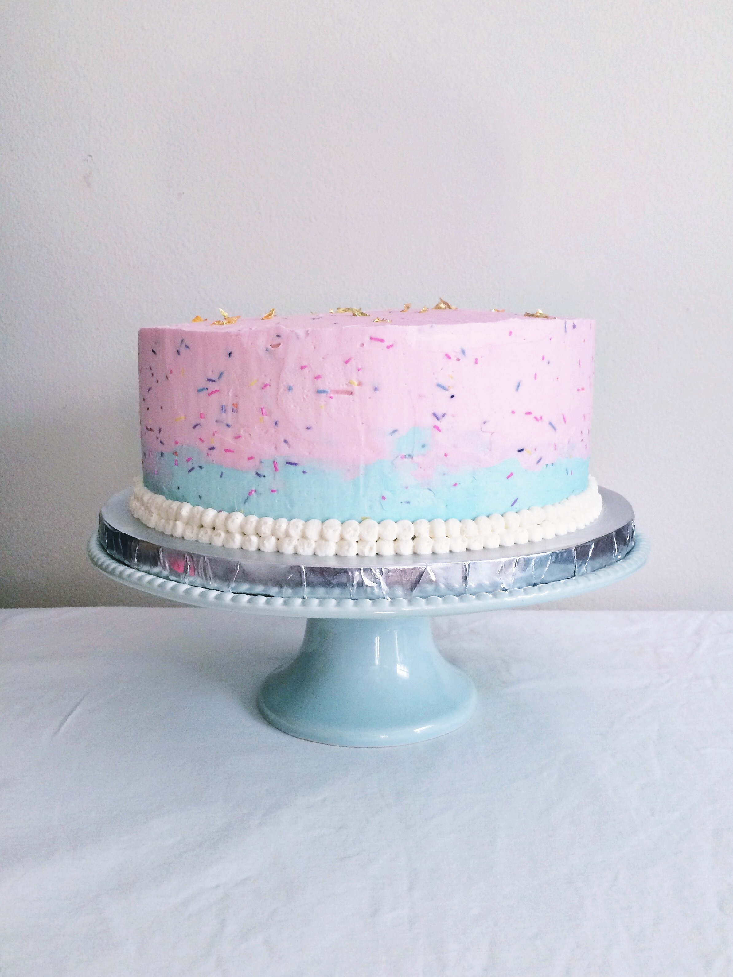 gender reveal cake!