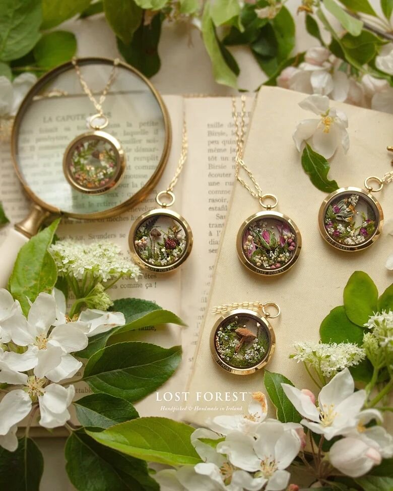 I&rsquo;m delighted to announce that the brand new Looking Glass collection will debut on Thursday May 19th at 7pm GMT!

&lsquo;The Wind in the Willows&rsquo; collection is inspired by the beauty and resplendent verdure of early May; with sparkling t