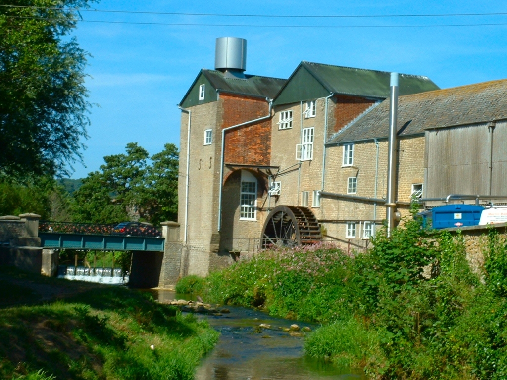 Palmers has been brewing beer here since 1794