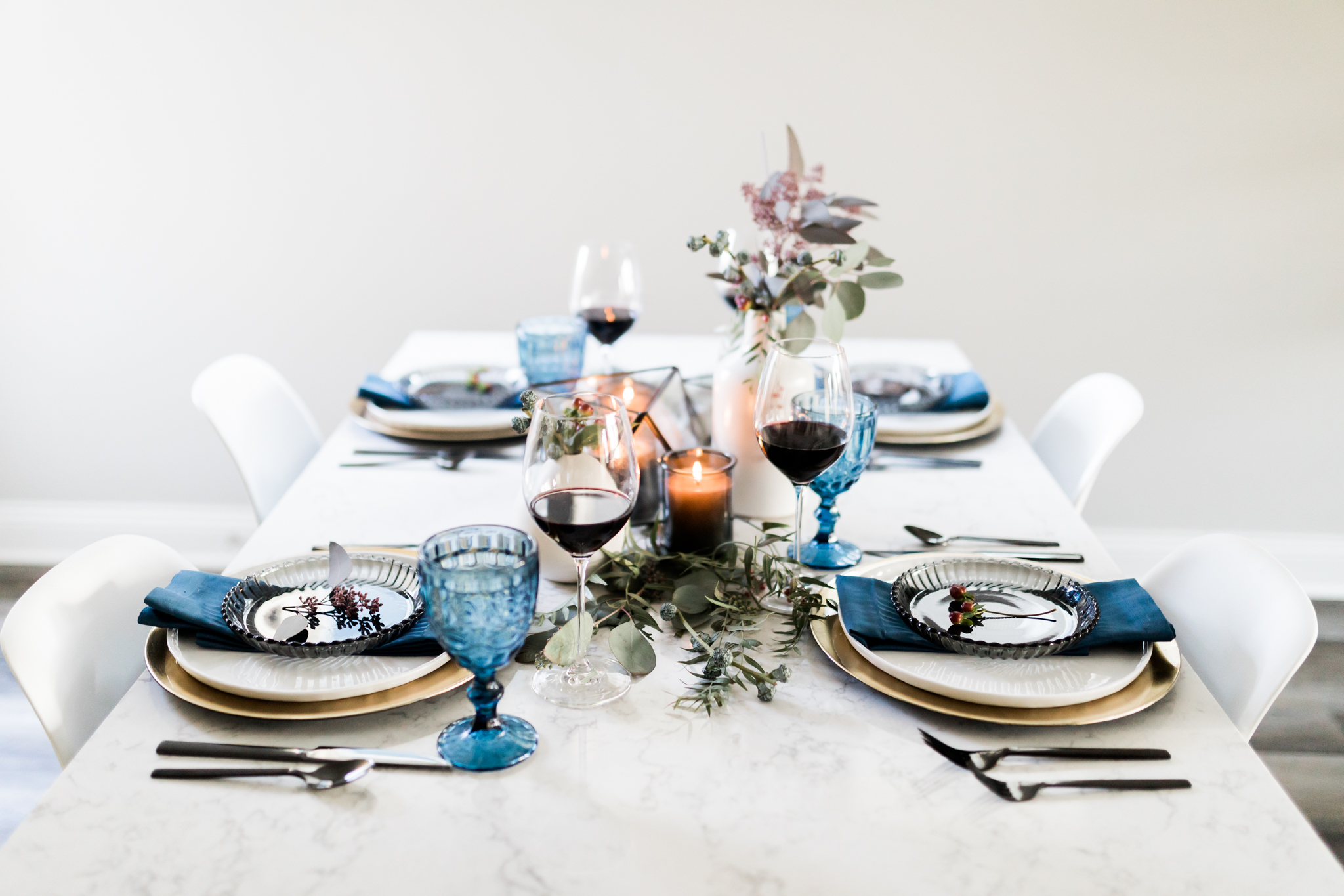 HolidayDinnerTable-6.jpg