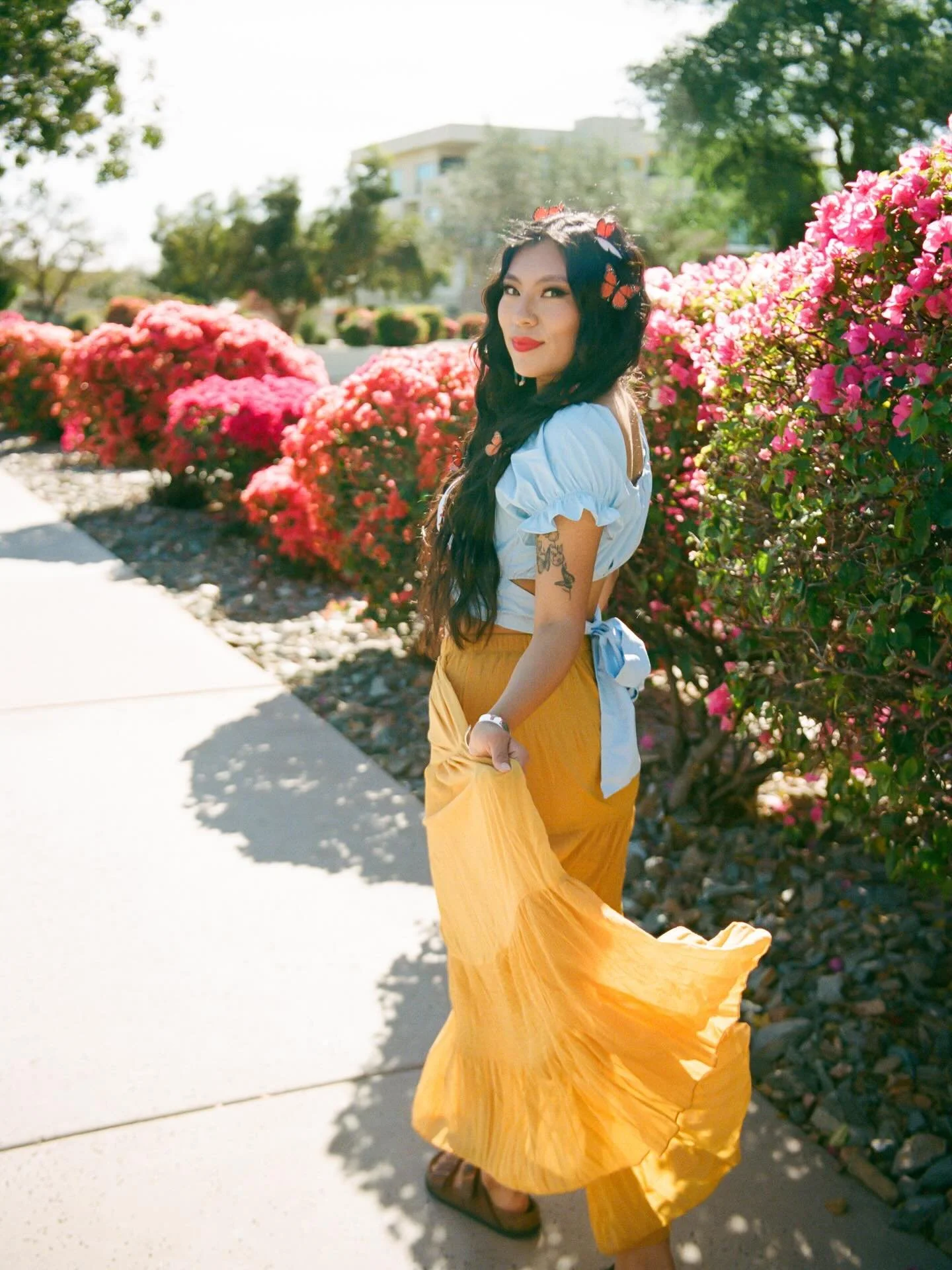 Obsessed with this vibe. I&rsquo;ve missed shooting with my #nikonf100, and it was so lovely working with @q_maho . She&rsquo;s truly a ray of sunshine. That&rsquo;s one of the best things about photography: you get to meet the most amazing people. T