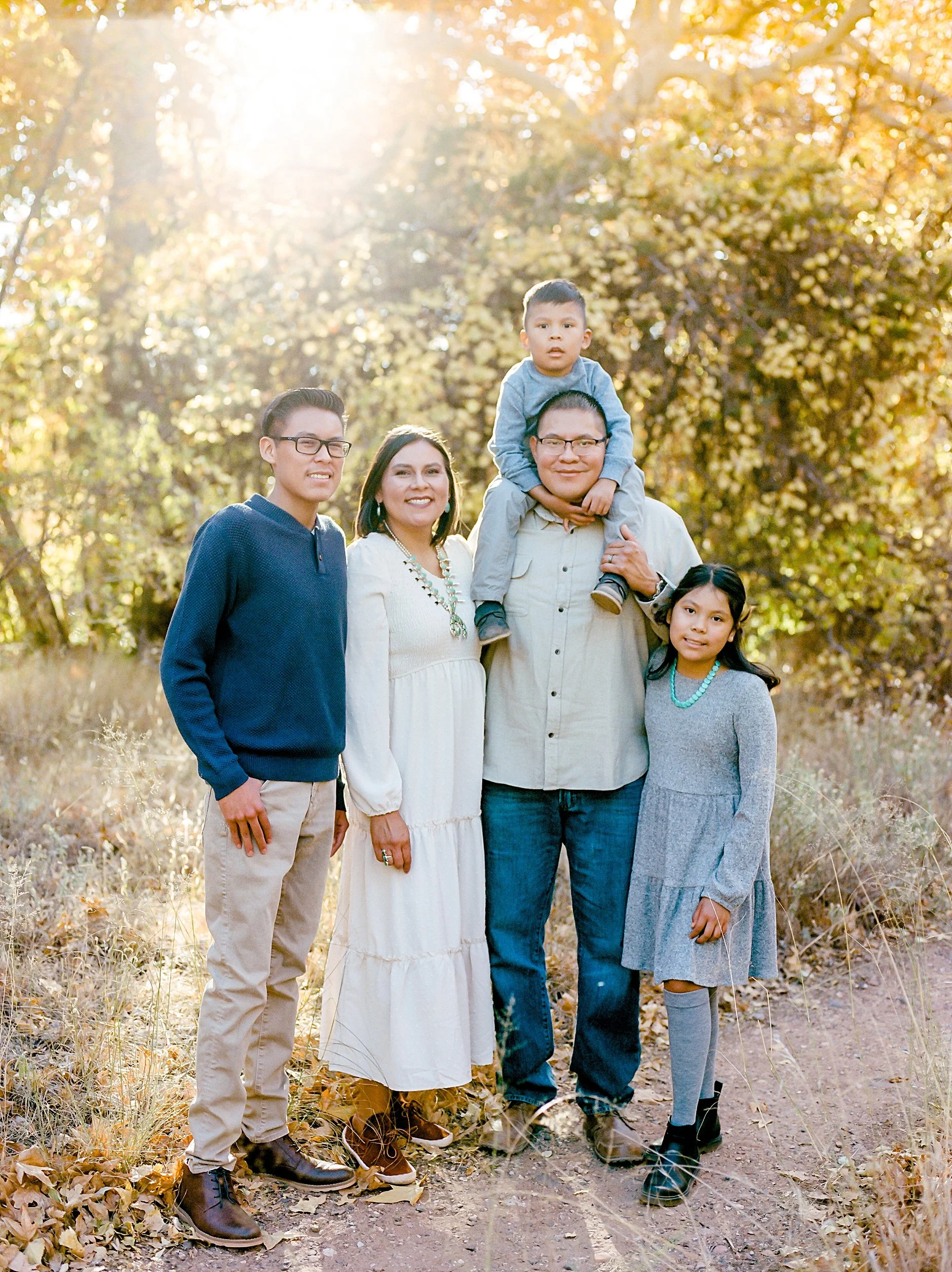 Seonda Family Film Portraits_2905.jpg