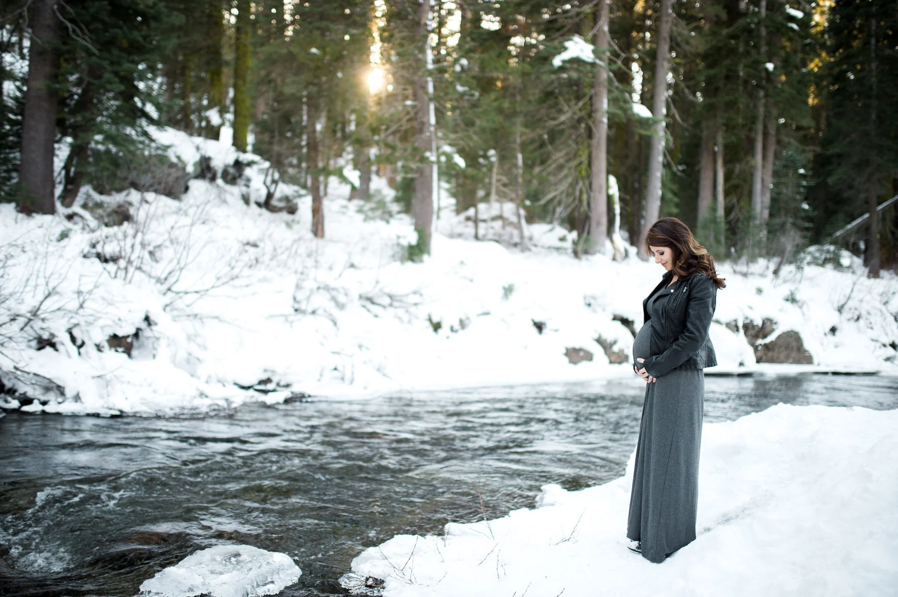 Winter Maternity Session in Truckee, Ca | Megan