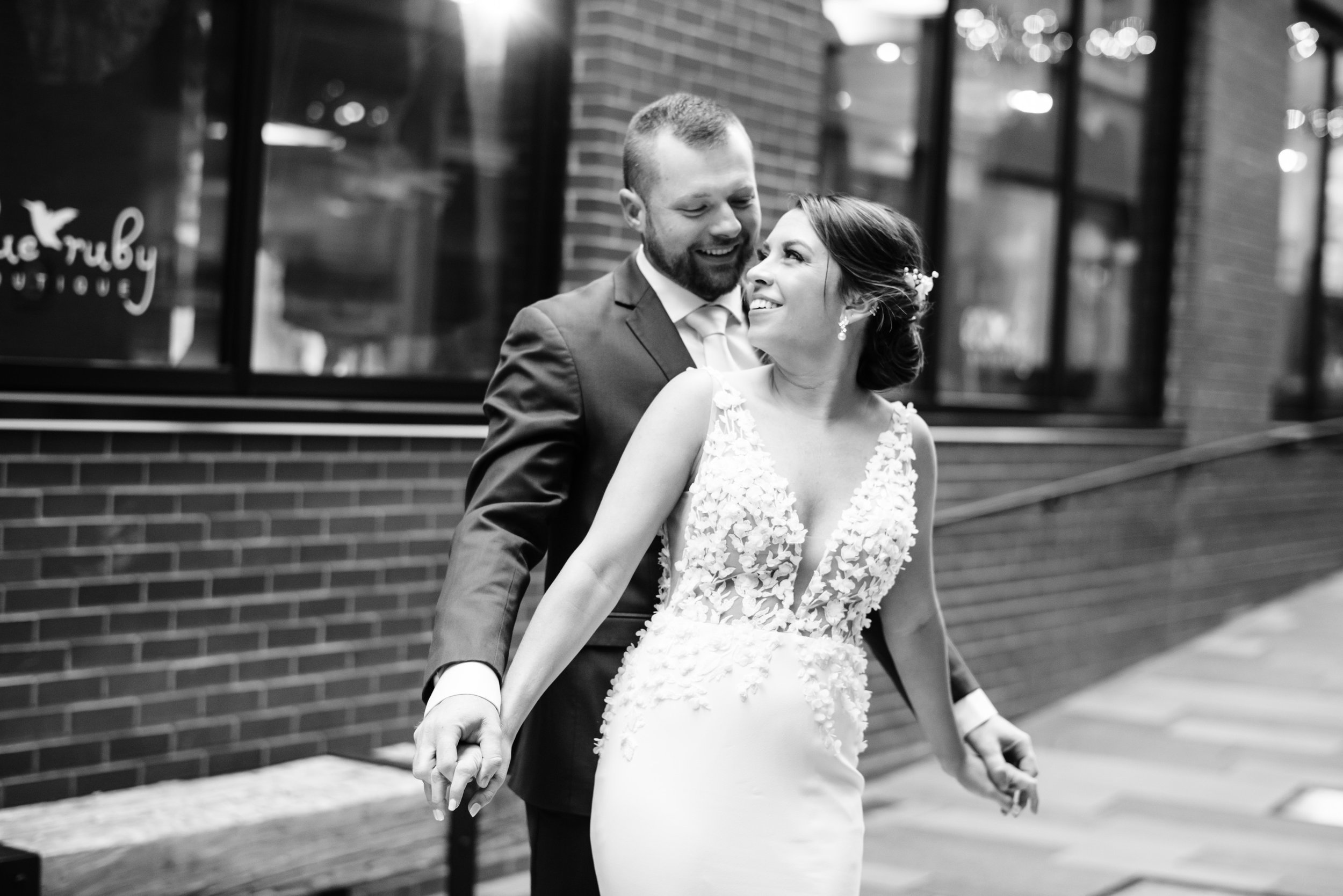 The best season to get married in Colorado