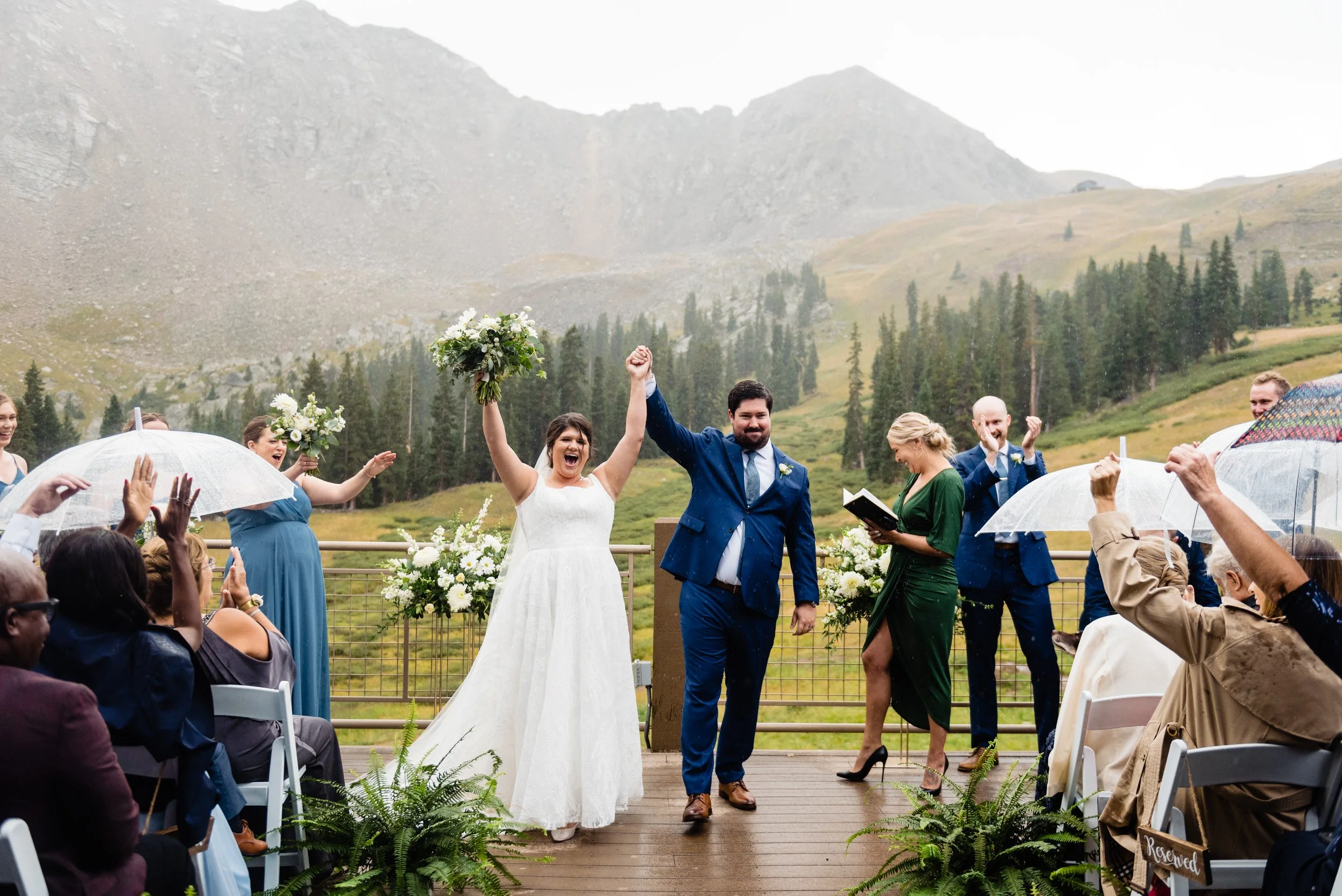 How to plan a mountain wedding in Colorado