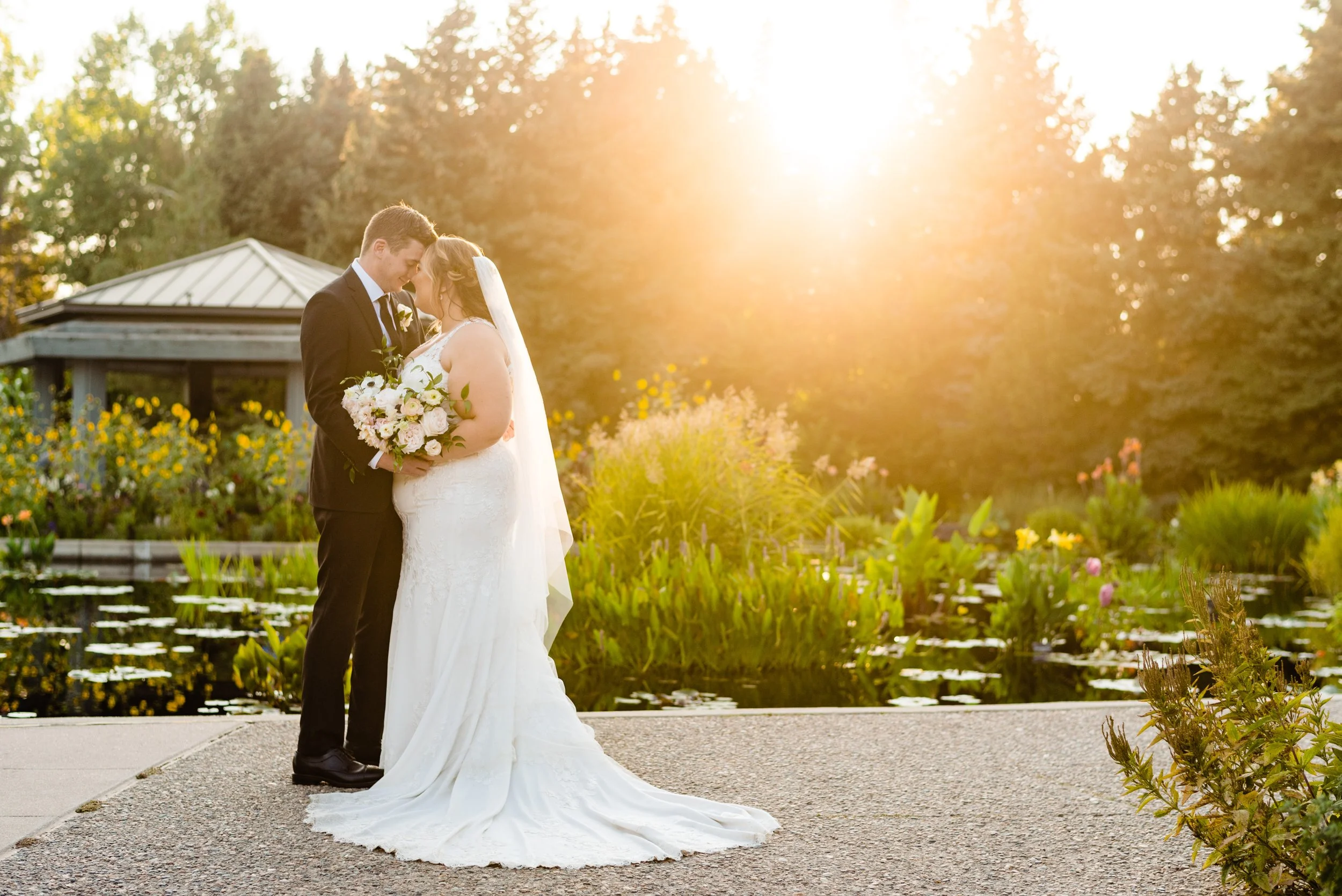 Guide to planning a Denver Botanic Gardens wedding
