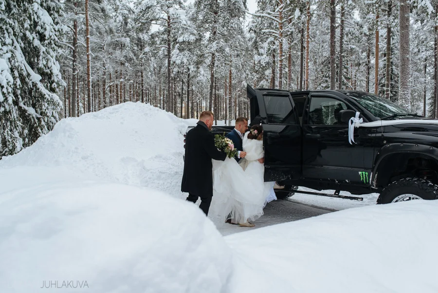 häät_alppimaja_linnanjuhlakuva-17.jpg