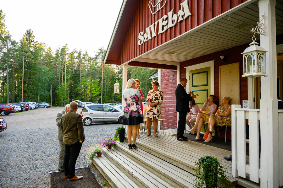 häät-savelan-nuorisoseurantalo-linnanjuhlakuva-24.jpg