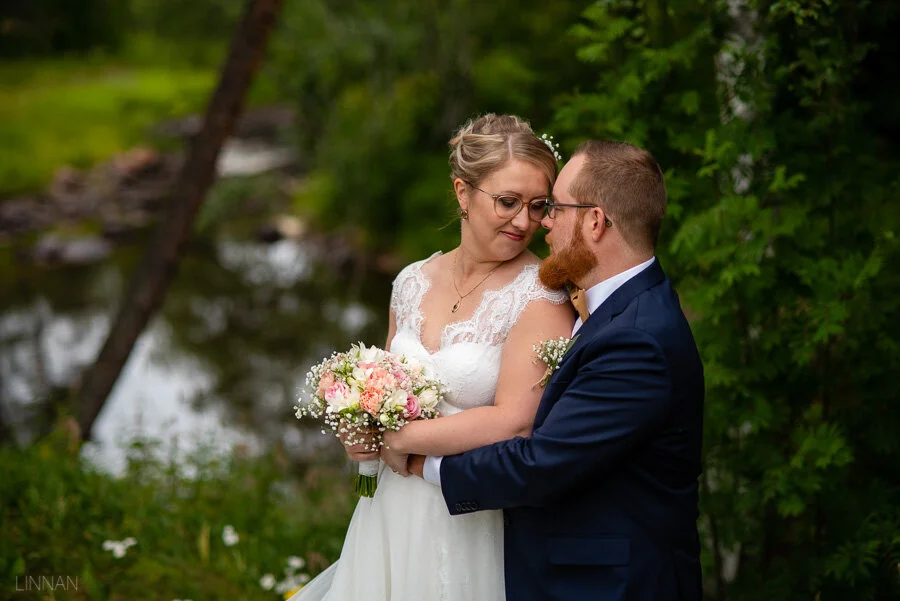 hannuksen-piilopirtti-häät-linnanjuhlakuva-40.jpg